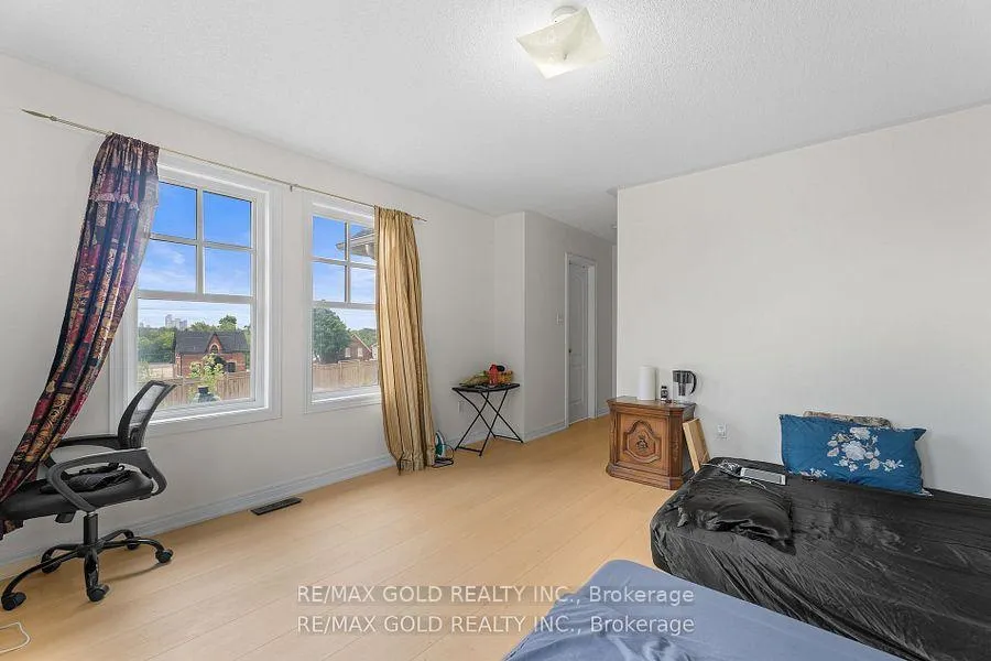 Photo 27 of Unit 25, 10 Porter Avenue W, Vaughan, West Woodbridge — HOMEH