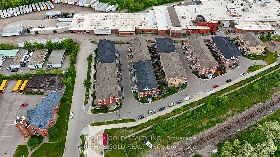 Photo 36 of Unit 25, 10 Porter Avenue W, Vaughan, West Woodbridge — HOMEH