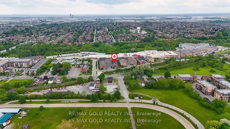 Photo 37 of Unit 25, 10 Porter Avenue W, Vaughan, West Woodbridge — HOMEH