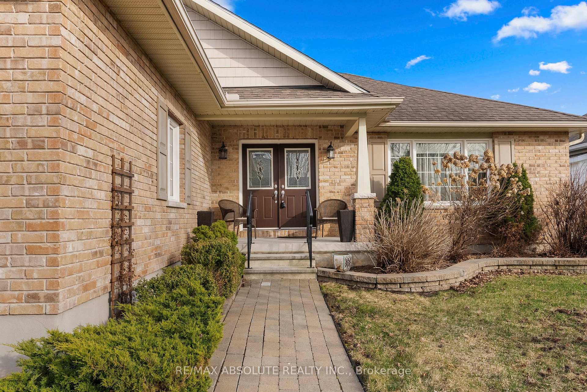 Photo 3 of 150 Ida Street S, Arnprior — HOMEH