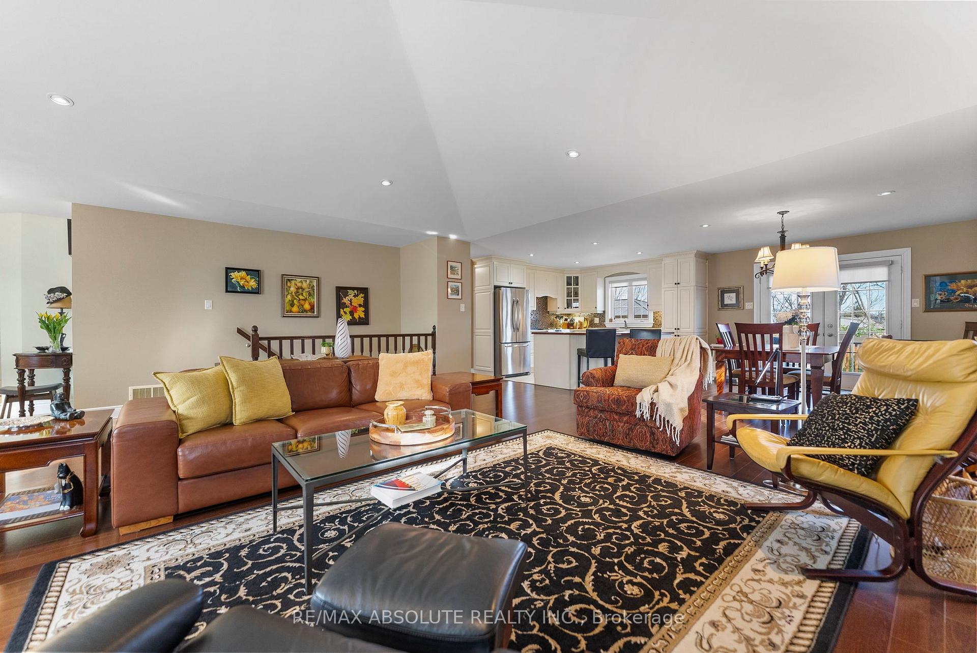 Photo 8 of 150 Ida Street S, Arnprior — HOMEH