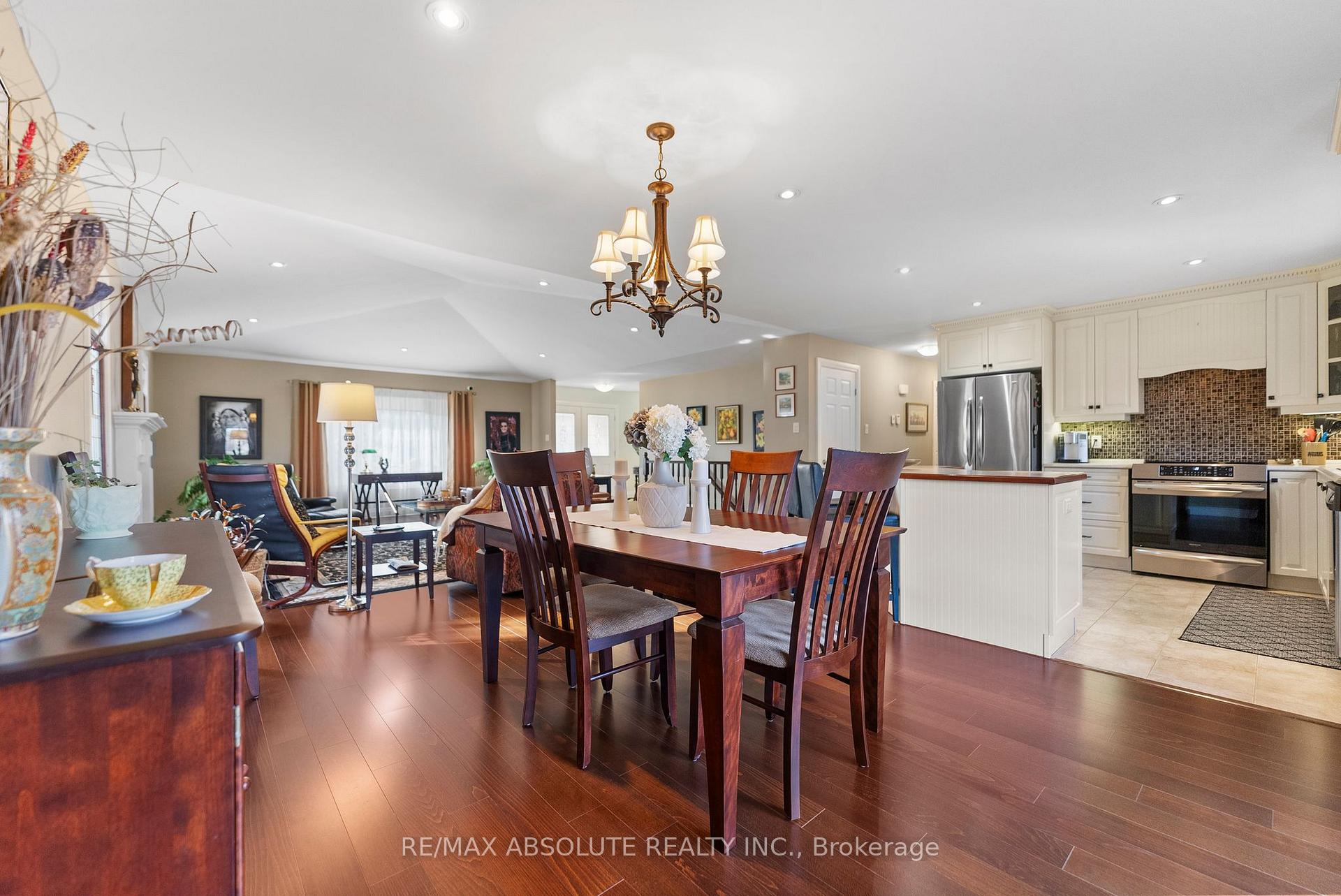 Photo 10 of 150 Ida Street S, Arnprior — HOMEH