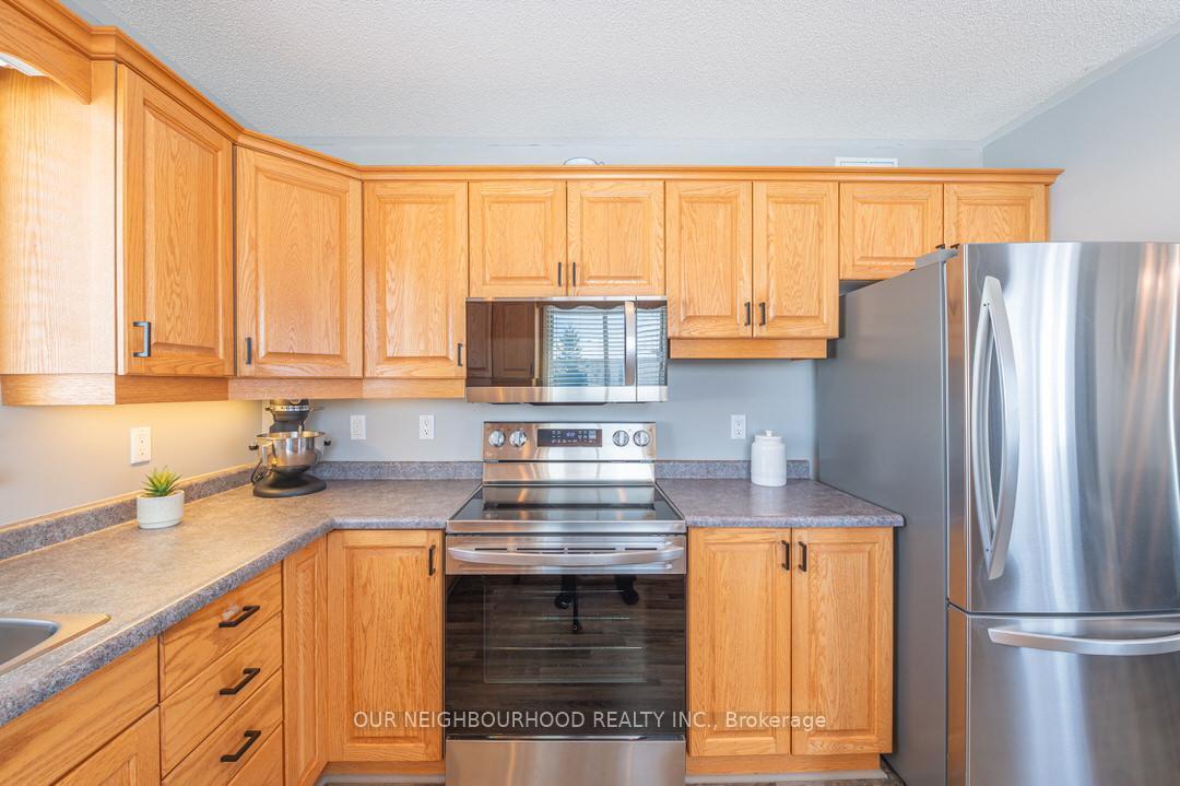Photo 6 of 19 Thompson Road, Quinte West, Murray Ward — HOMEH