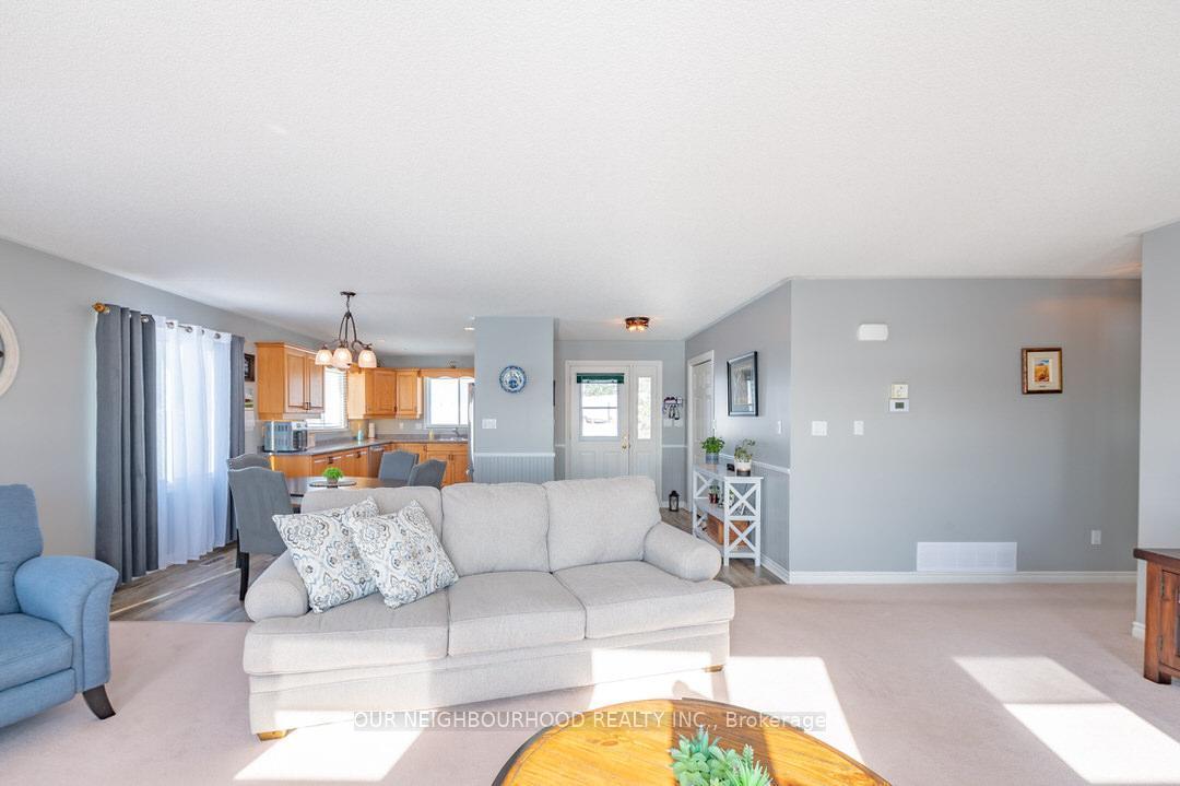 Photo 12 of 19 Thompson Road, Quinte West, Murray Ward — HOMEH