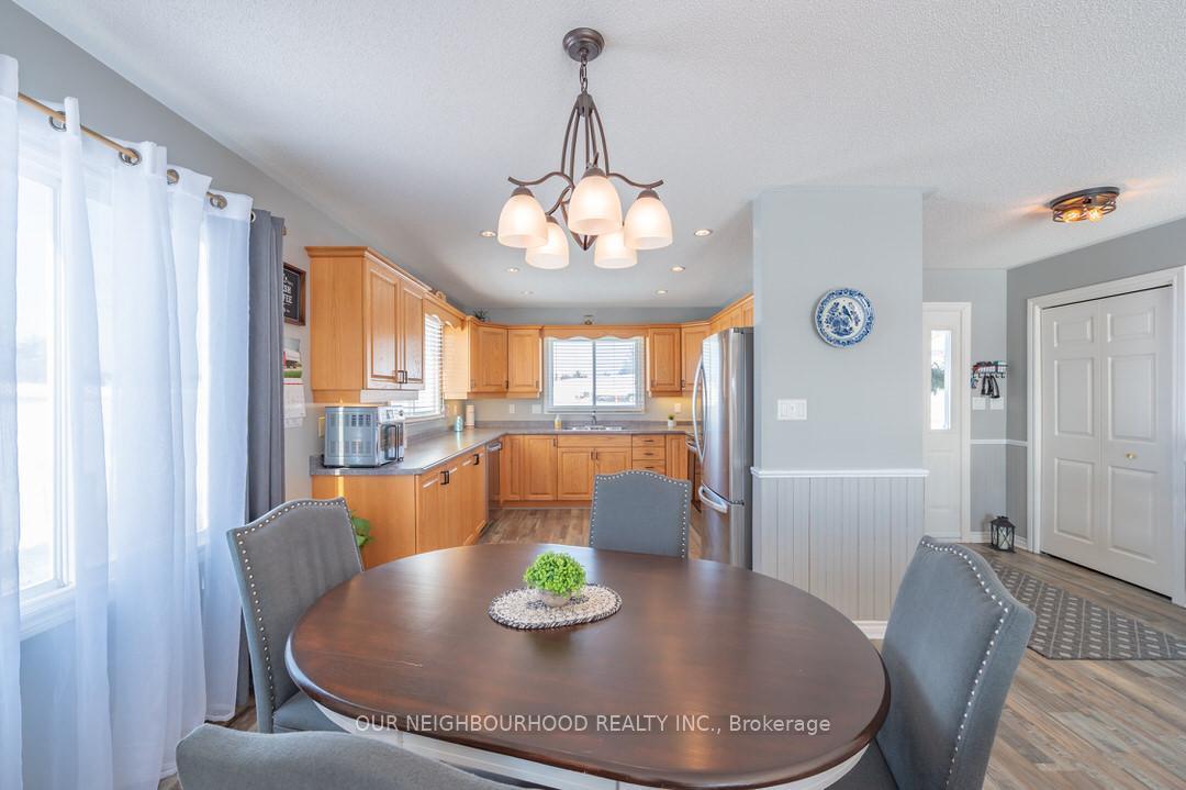 Photo 14 of 19 Thompson Road, Quinte West, Murray Ward — HOMEH