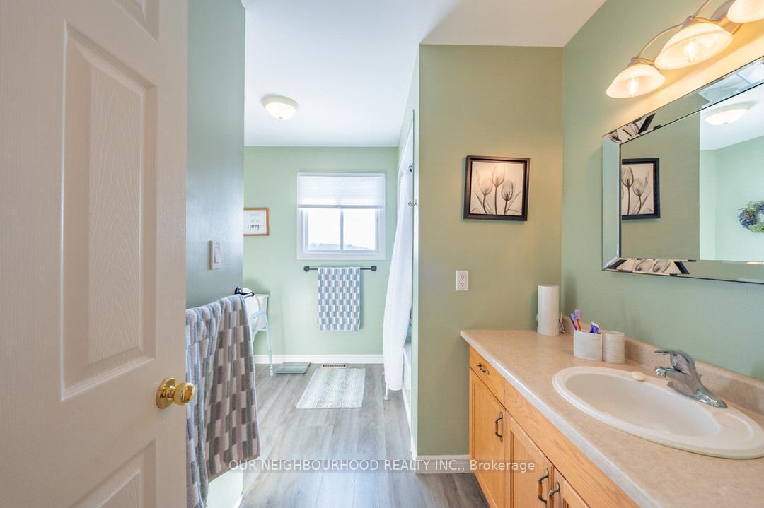Photo 18 of 19 Thompson Road, Quinte West, Murray Ward — HOMEH