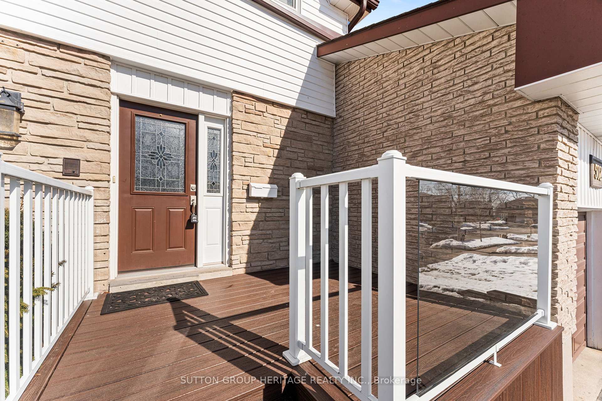 Photo 2 of 502 Petticoat Lane, Pickering, West Shore — HOMEH