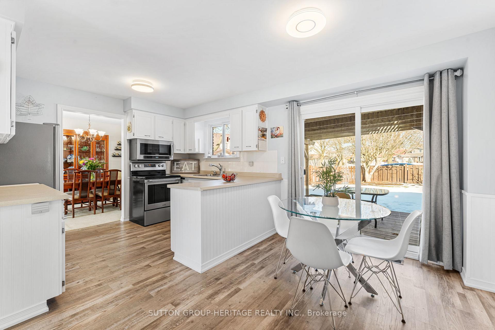 Photo 10 of 502 Petticoat Lane, Pickering, West Shore — HOMEH
