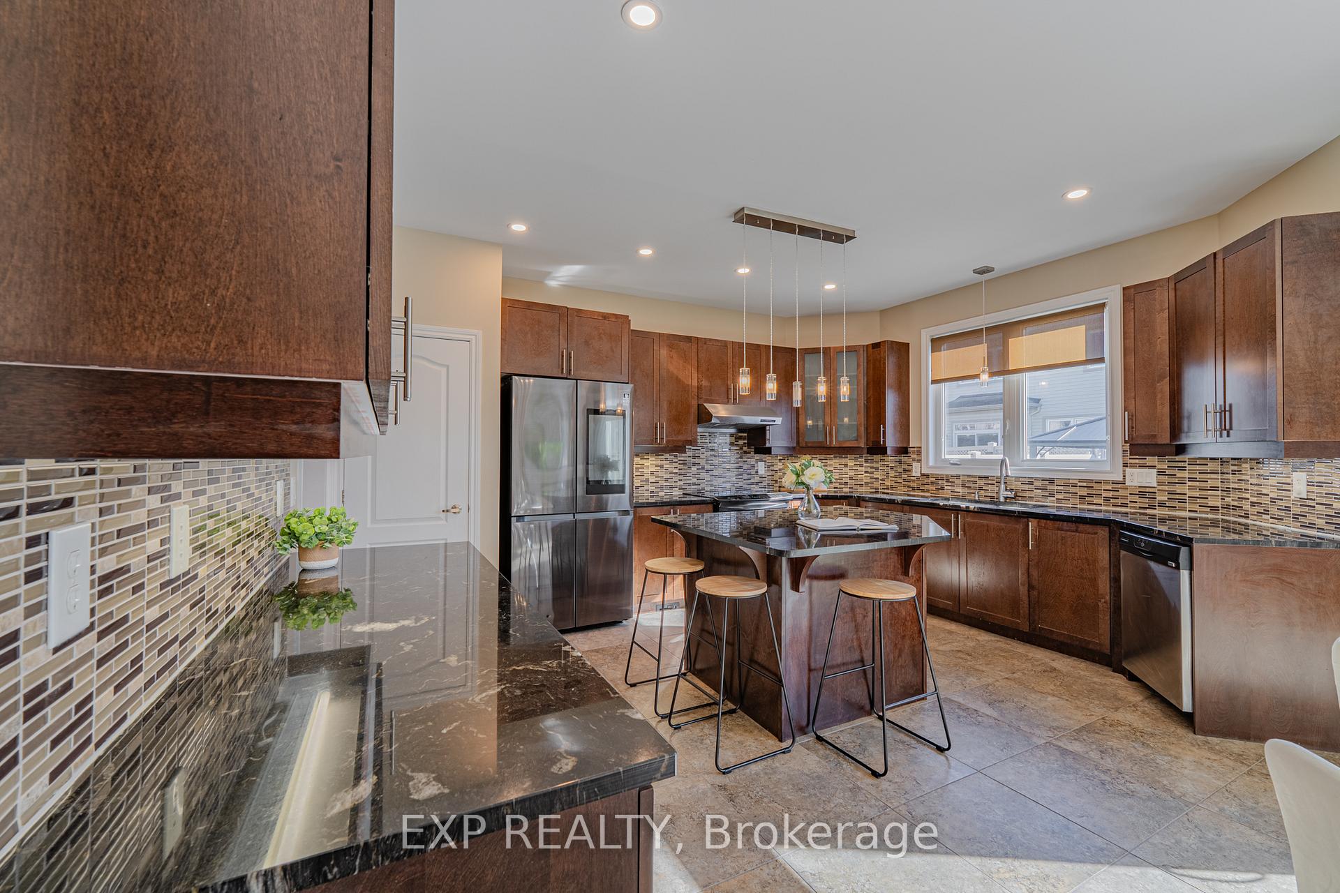 Photo 17 of 3308 Riverset Crescent, Ottawa, Barrhaven - Half Moon Bay — HOMEH