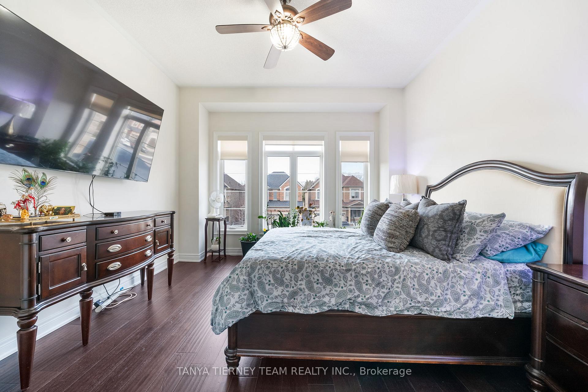 Photo 34 of 52 Blenheim Circle, Whitby, Williamsburg — HOMEH