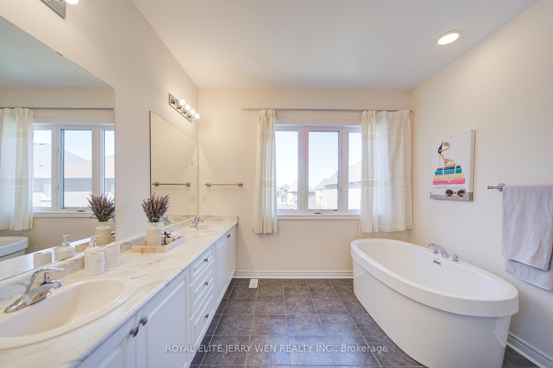 Photo 19 of 12 Rothwell Street, Aurora, Rural Aurora — HOMEH