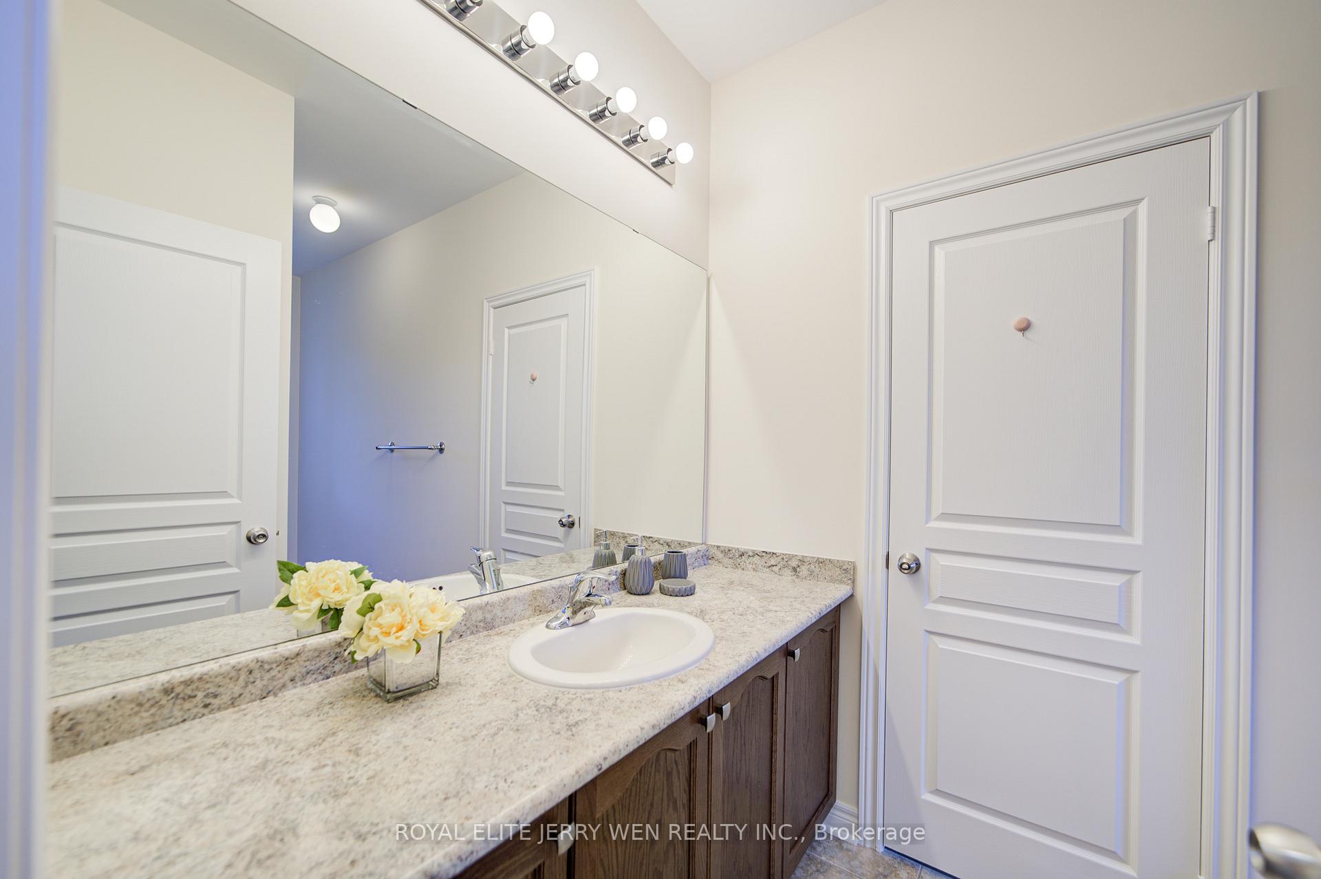 Photo 25 of 12 Rothwell Street, Aurora, Rural Aurora — HOMEH