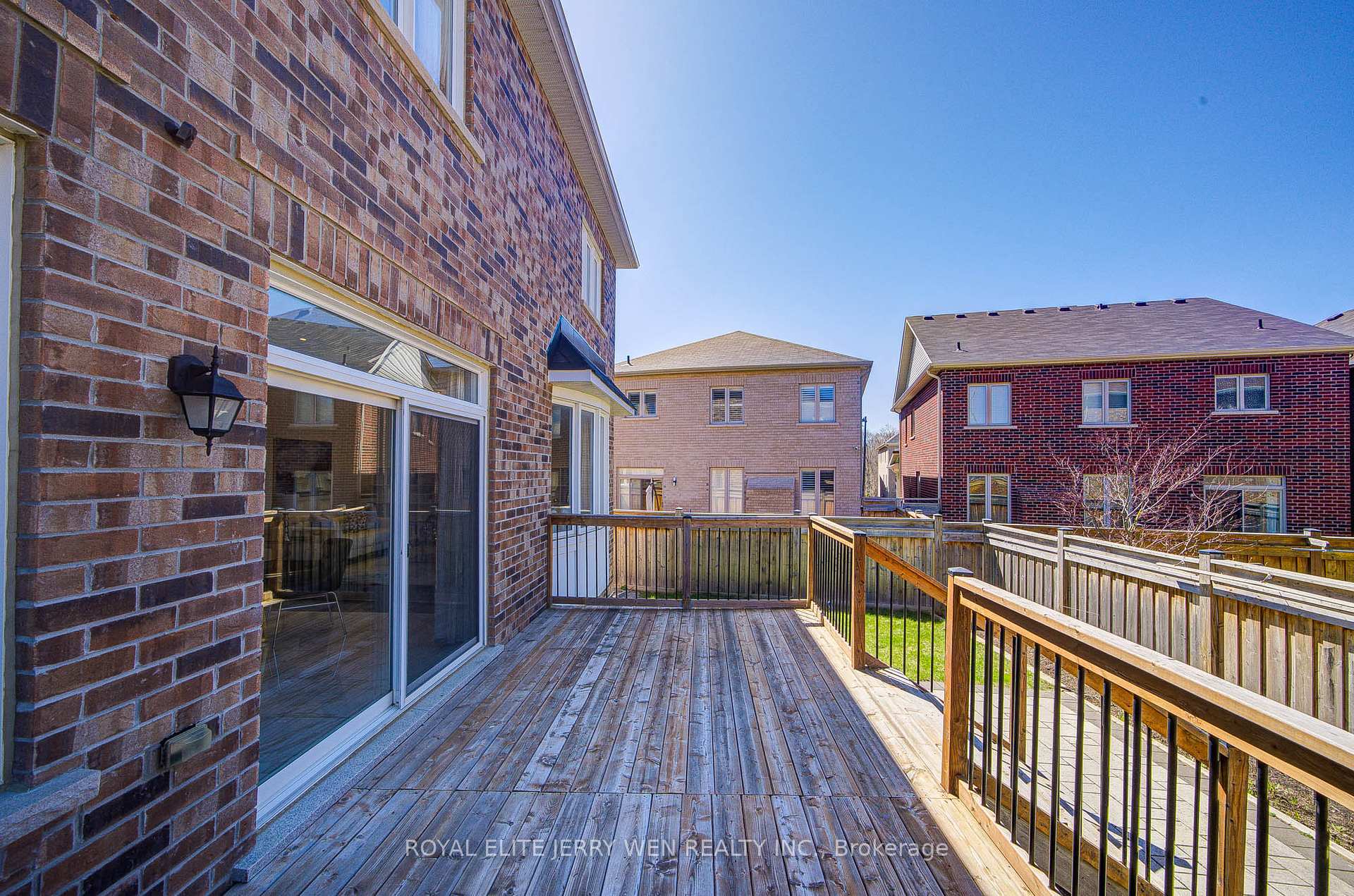 Photo 33 of 12 Rothwell Street, Aurora, Rural Aurora — HOMEH