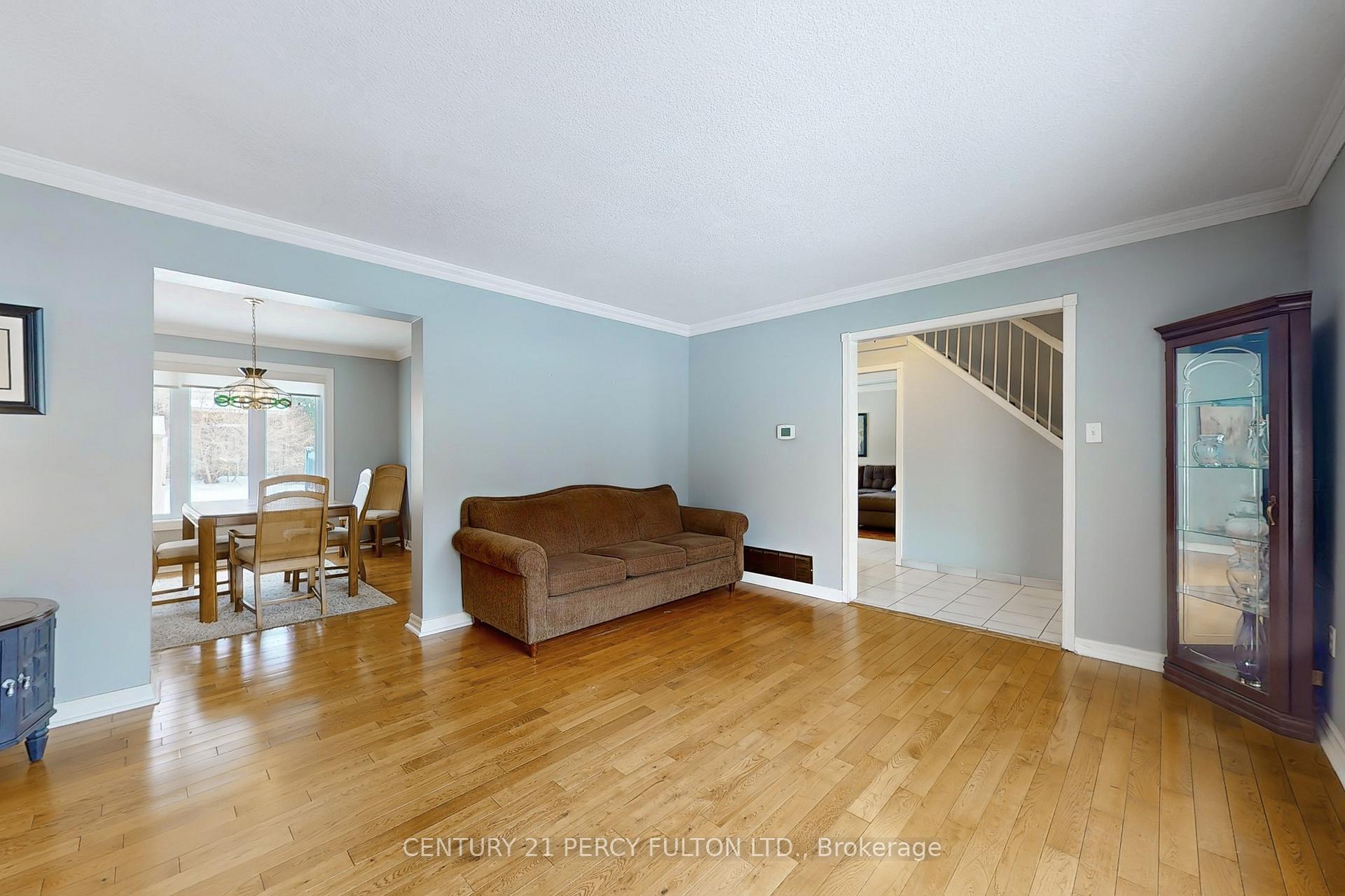 Photo 6 of 1813 Bronte Square, Pickering, Liverpool — HOMEH