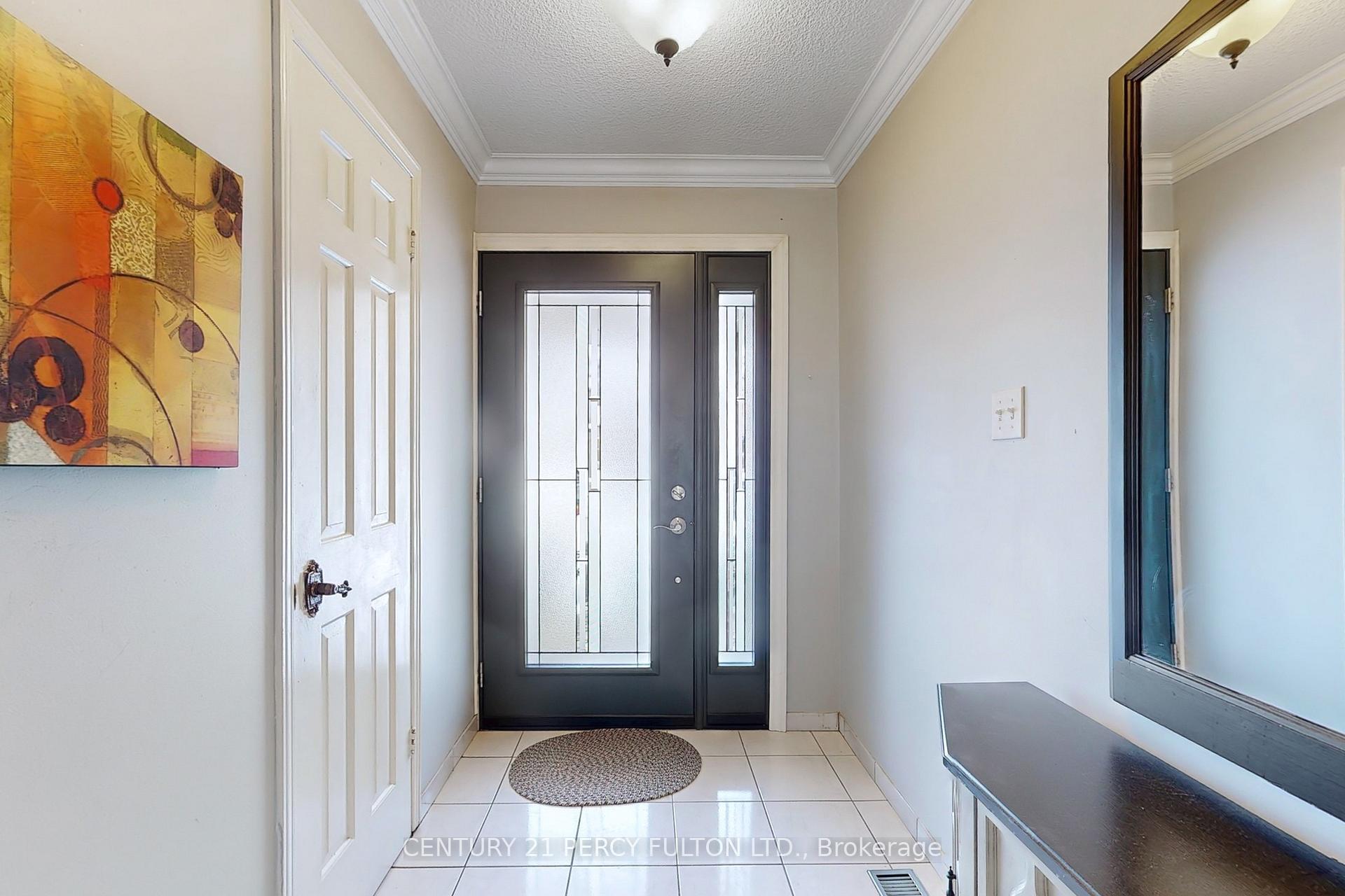 Photo 23 of 1813 Bronte Square, Pickering, Liverpool — HOMEH