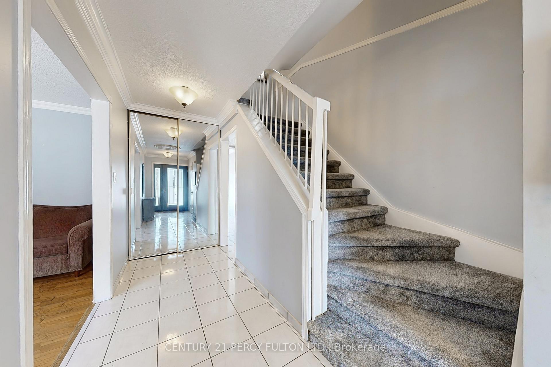 Photo 24 of 1813 Bronte Square, Pickering, Liverpool — HOMEH