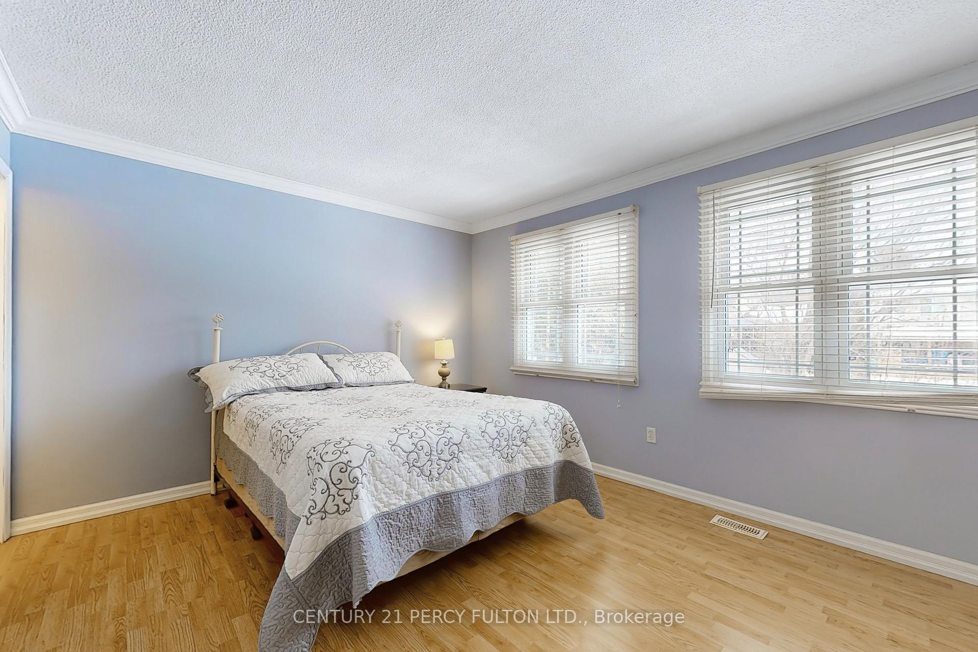 Photo 26 of 1813 Bronte Square, Pickering, Liverpool — HOMEH