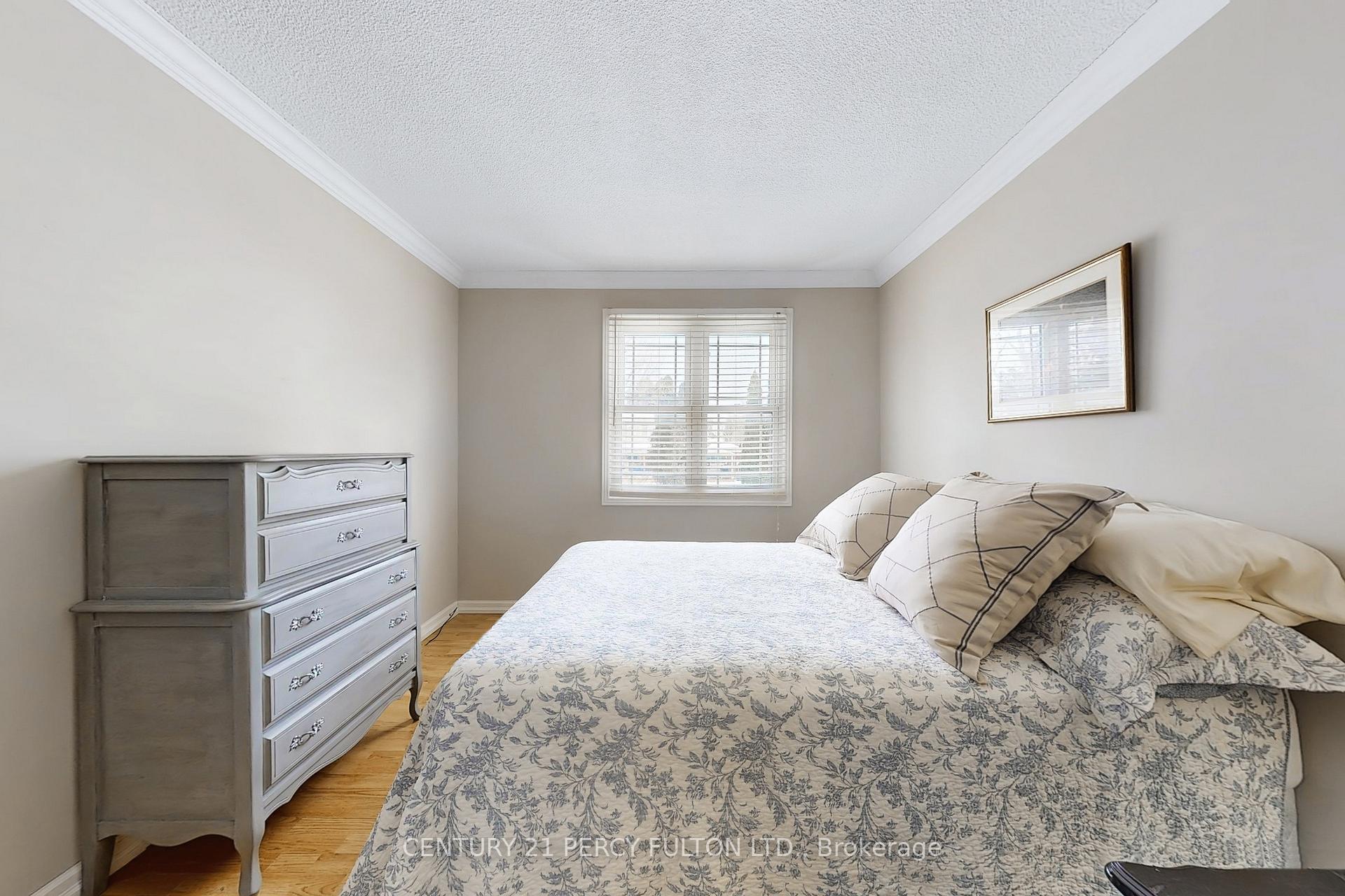Photo 33 of 1813 Bronte Square, Pickering, Liverpool — HOMEH