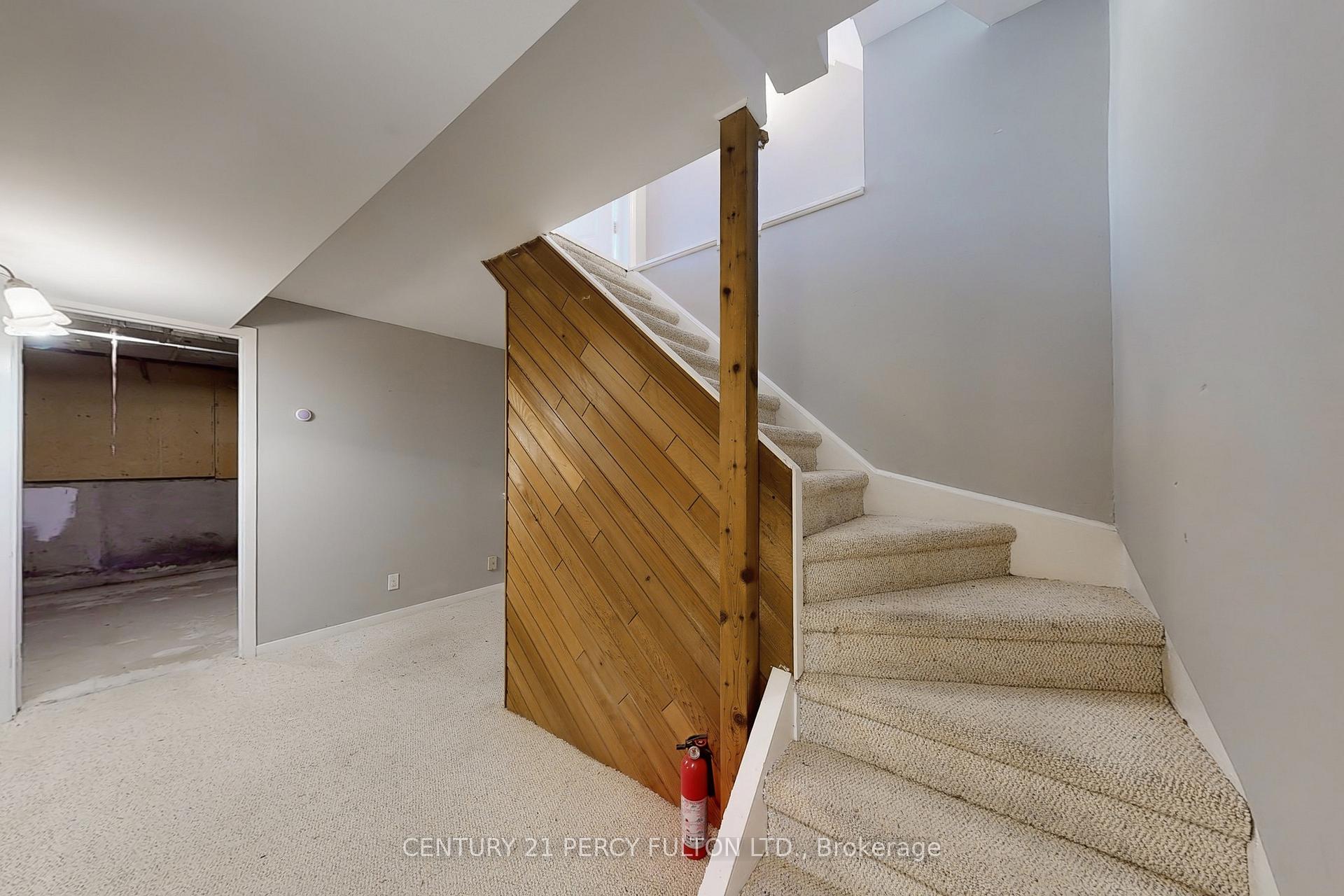 Photo 40 of 1813 Bronte Square, Pickering, Liverpool — HOMEH