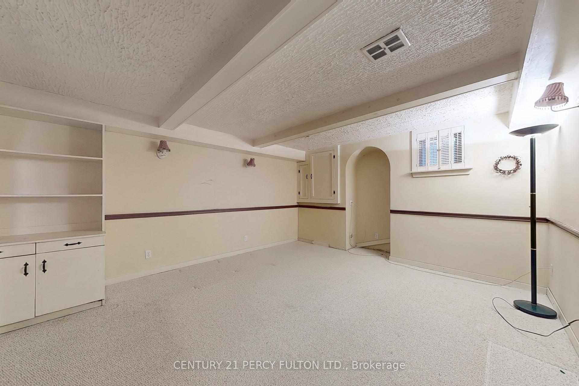 Photo 43 of 1813 Bronte Square, Pickering, Liverpool — HOMEH