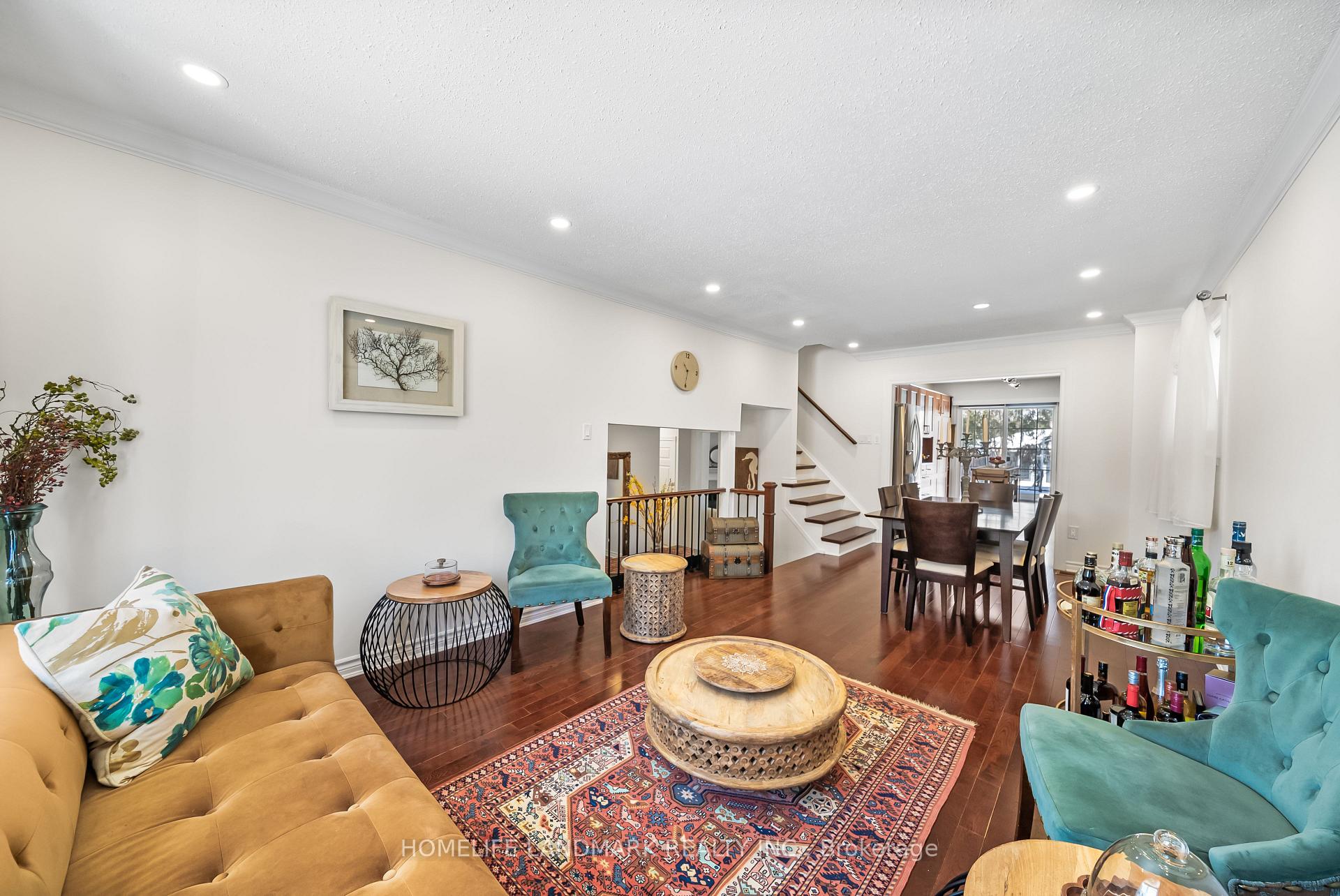 Photo 13 of 170 Springhead Gardens, Richmond Hill, North Richvale — HOMEH