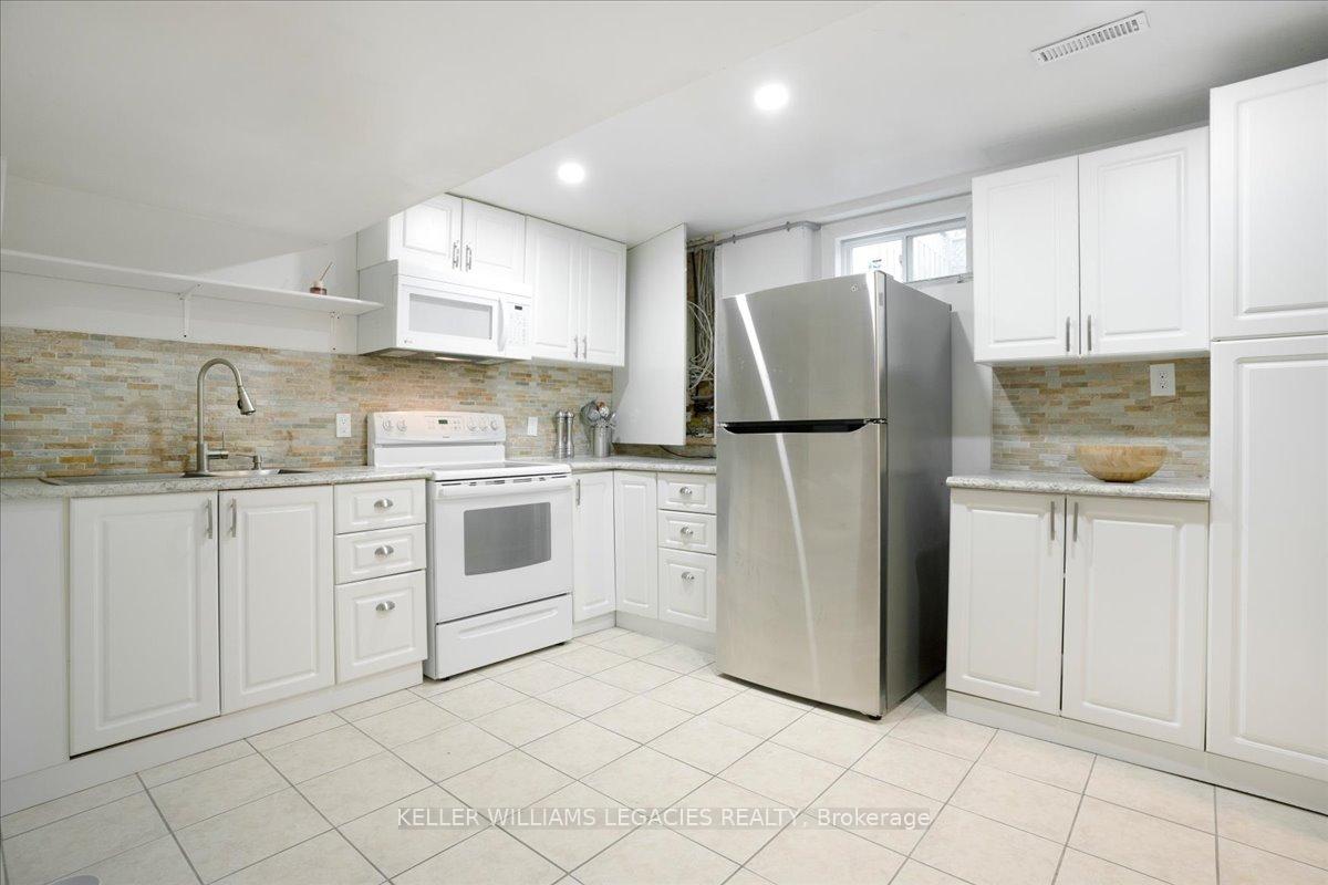 Photo 21 of 2369 Wildwood Crescent, Pickering, Brock Ridge — HOMEH