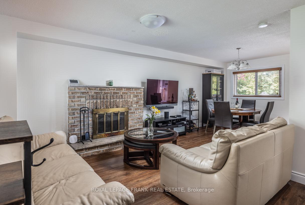 Photo 7 of 15 Radford Drive, Ajax, Central West — HOMEH