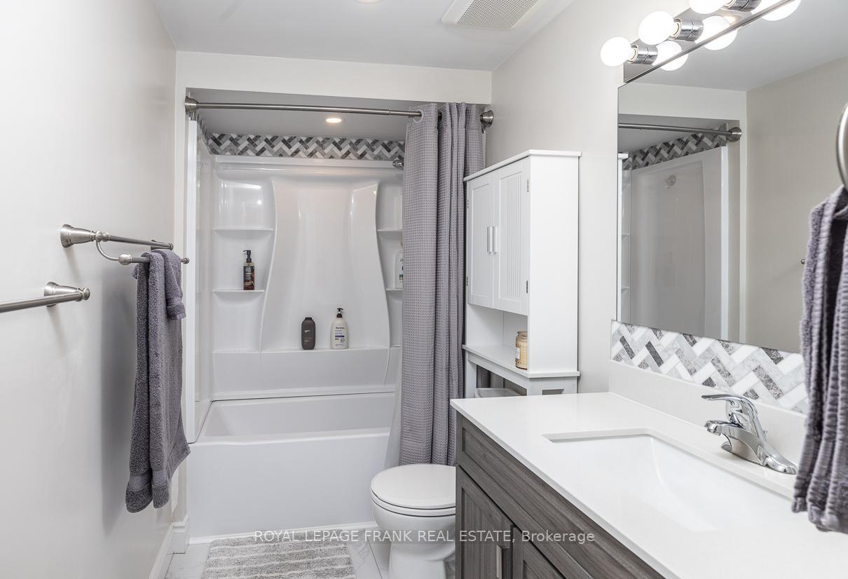 Photo 16 of 15 Radford Drive, Ajax, Central West — HOMEH
