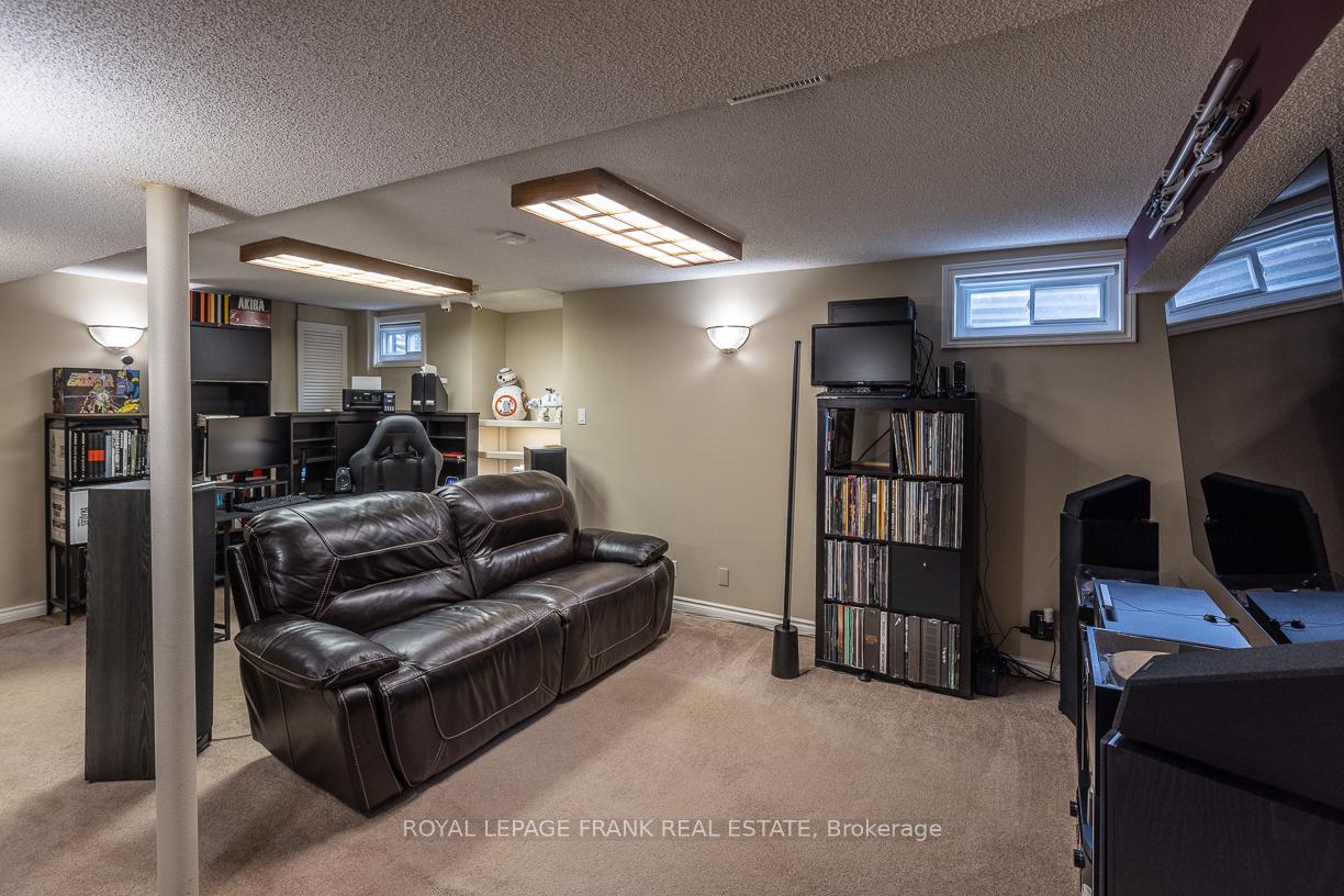 Photo 20 of 15 Radford Drive, Ajax, Central West — HOMEH