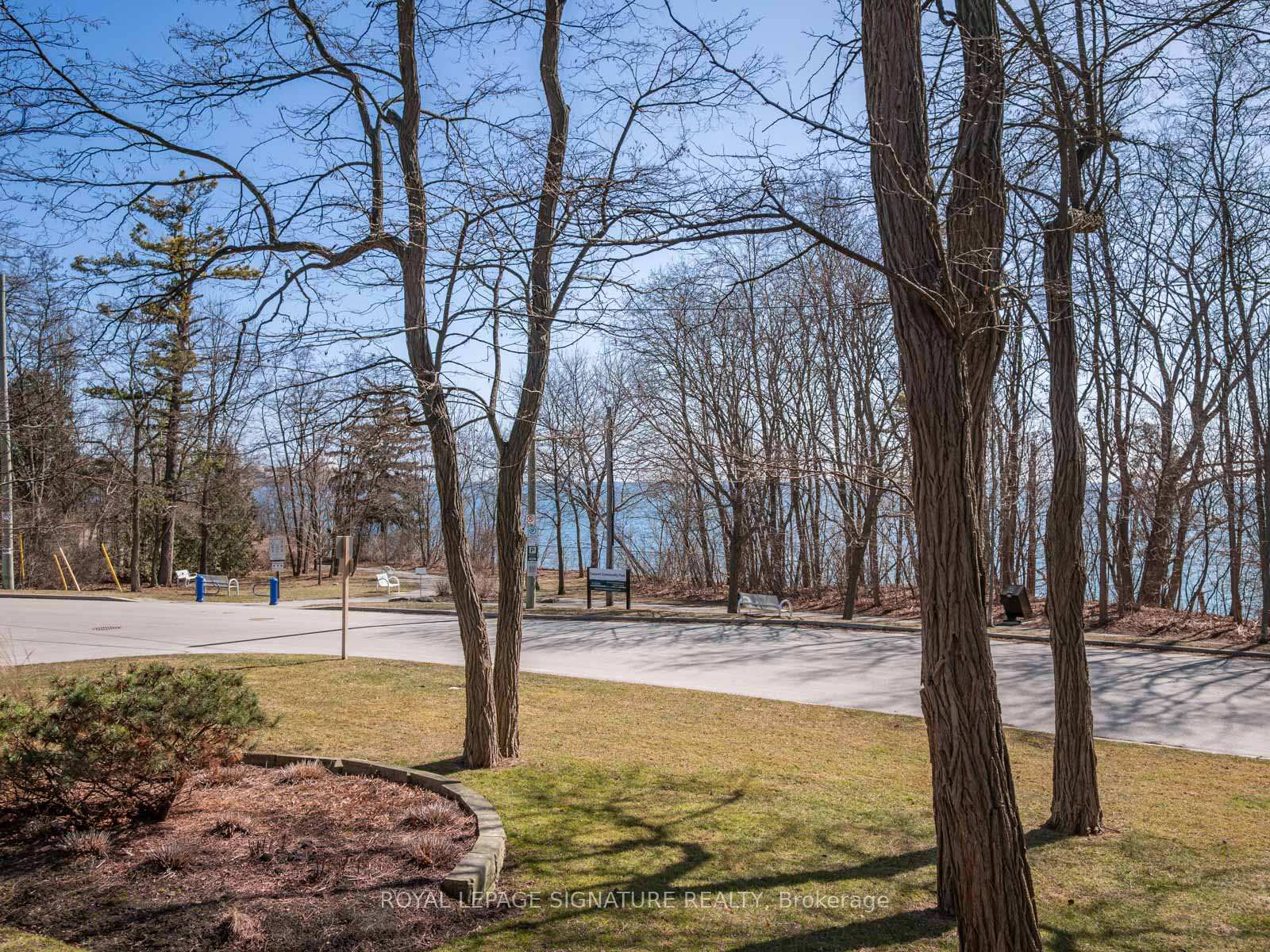 Photo 5 of 500 Cliffview Road, Pickering, West Shore — HOMEH