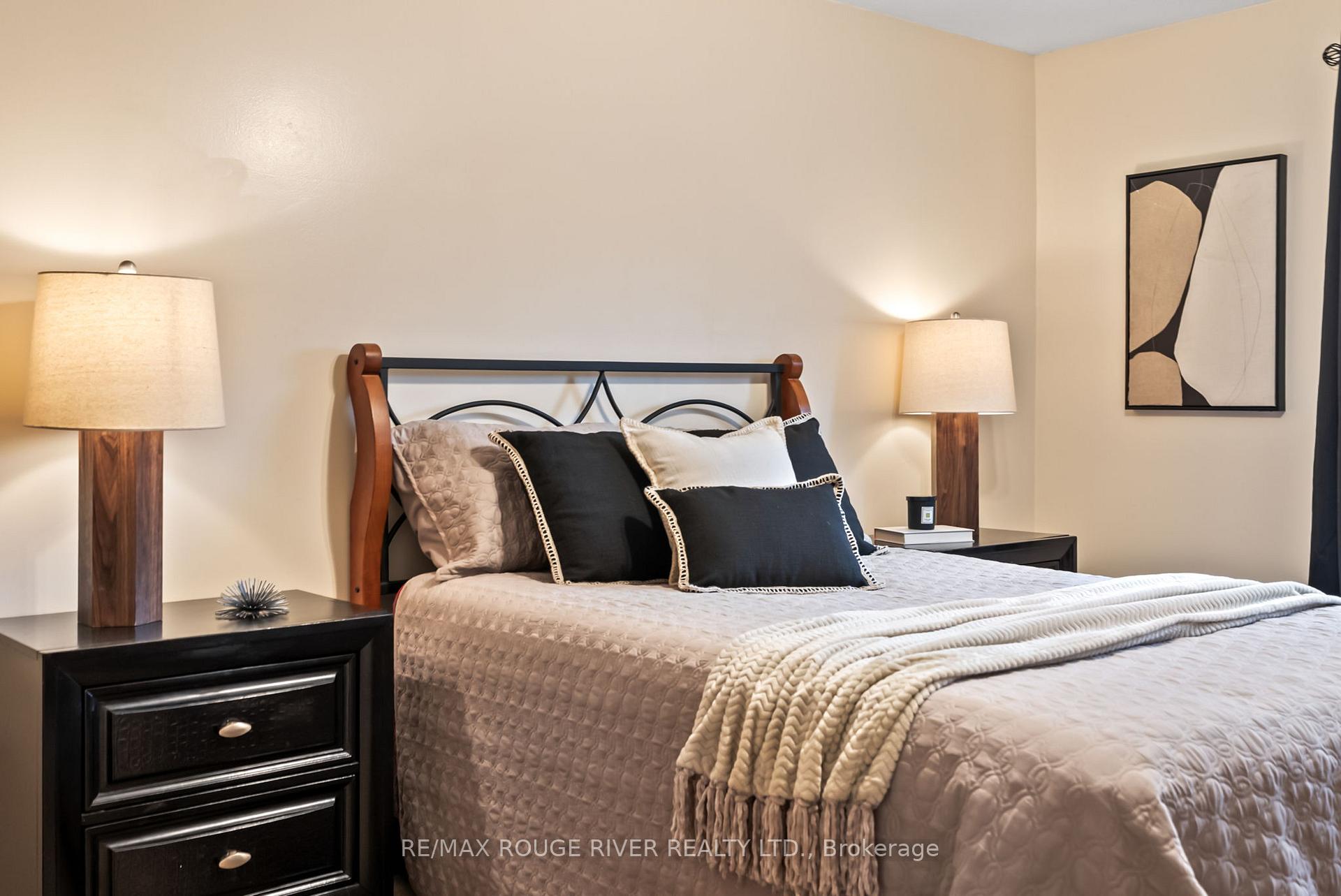 Photo 24 of 9 Harrison Court, Whitby, Pringle Creek — HOMEH
