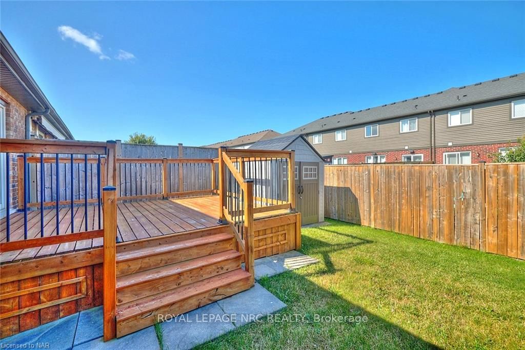 Photo 24 of 133 Roselawn Crescent, Welland, Coyle Creek — HOMEH