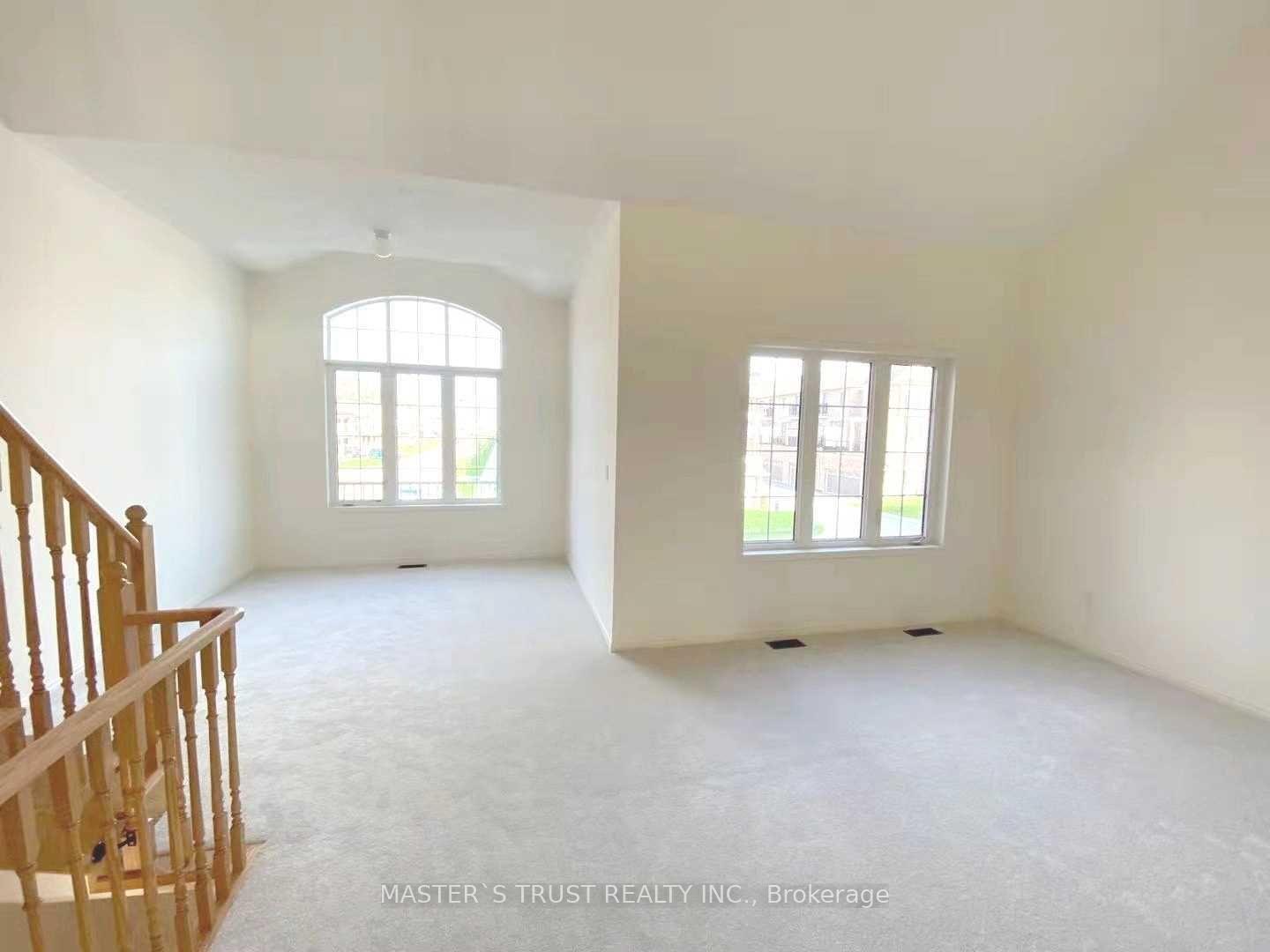 Photo 6 of 126 Ness Drive, Richmond Hill, Rural Richmond Hill — HOMEH