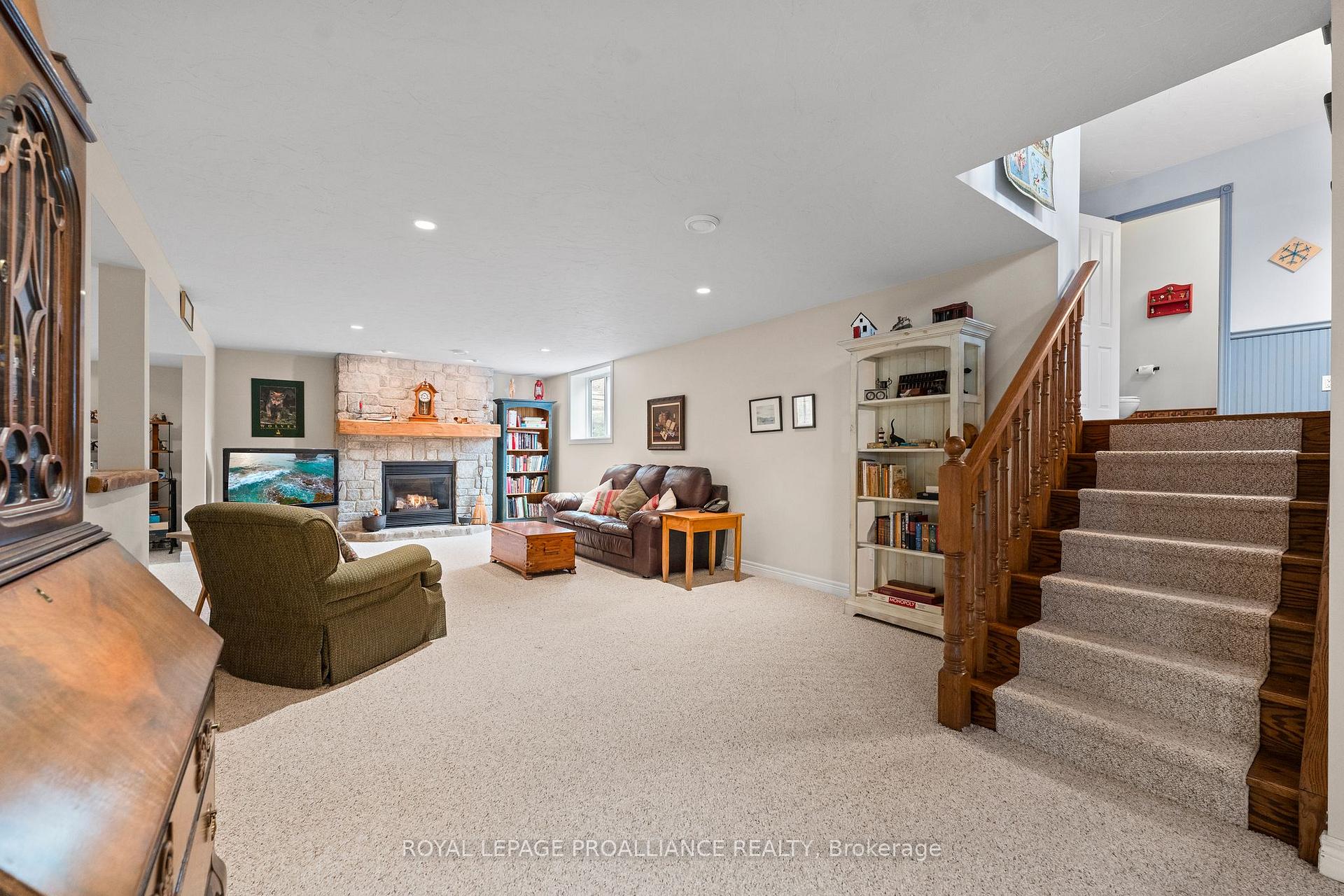Photo 16 of 149 Whispering Woods Drive, Quinte West, Murray Ward — HOMEH