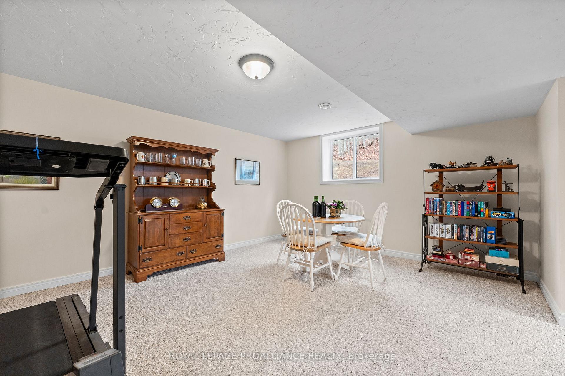 Photo 19 of 149 Whispering Woods Drive, Quinte West, Murray Ward — HOMEH