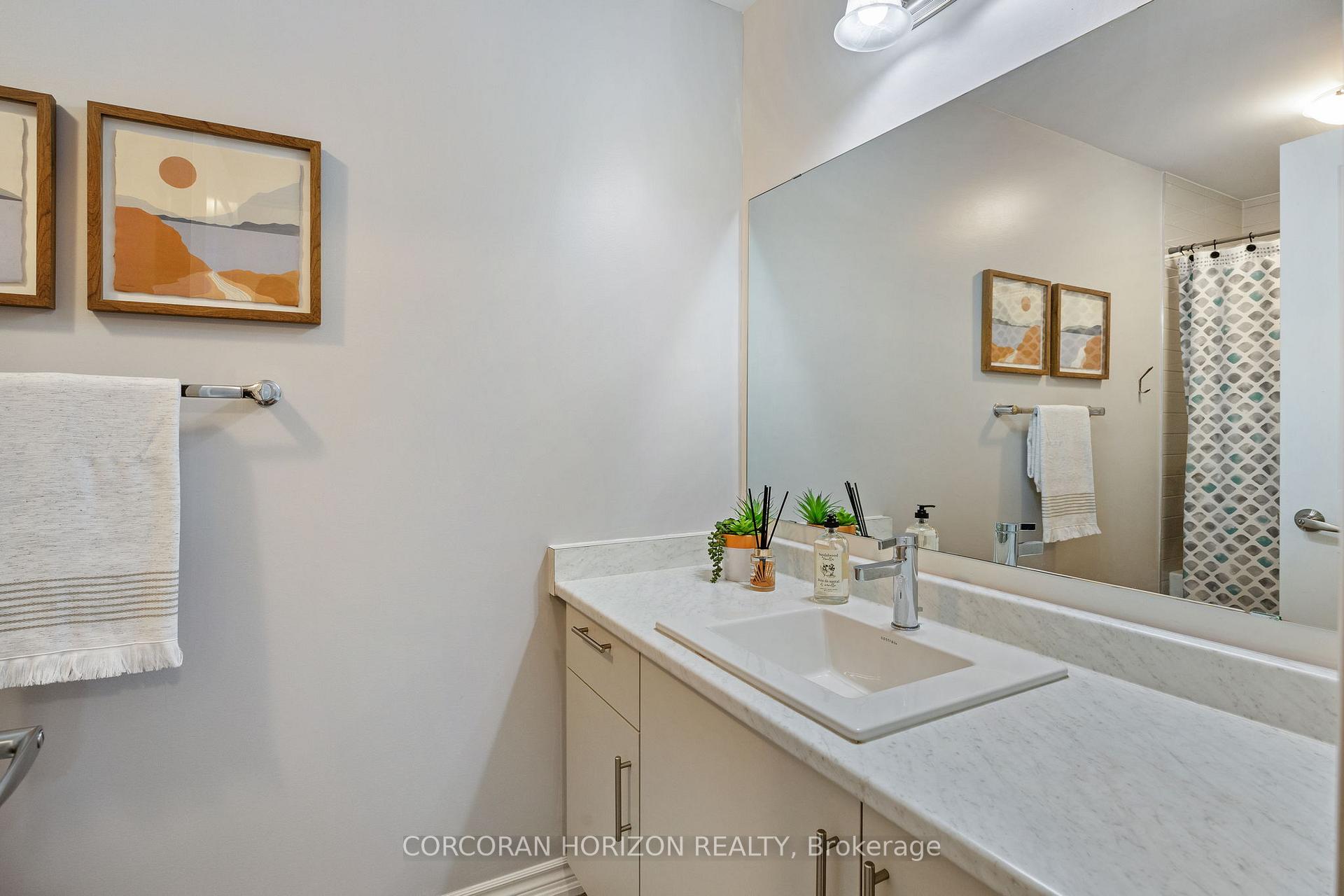 Photo 36 of 39 Louise Crescent, Whitby, Rural Whitby — HOMEH