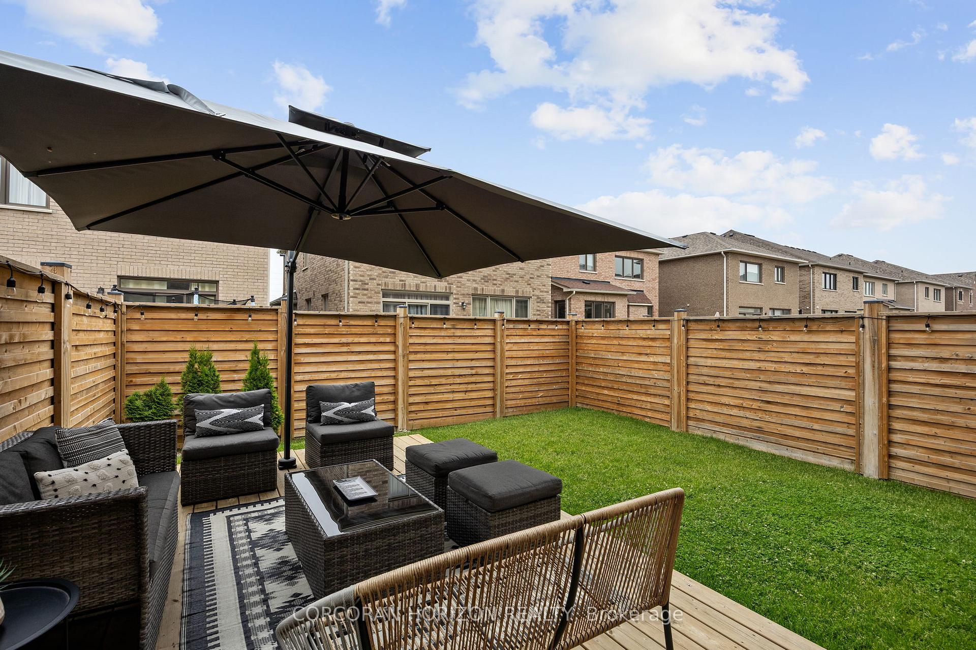 Photo 38 of 39 Louise Crescent, Whitby, Rural Whitby — HOMEH