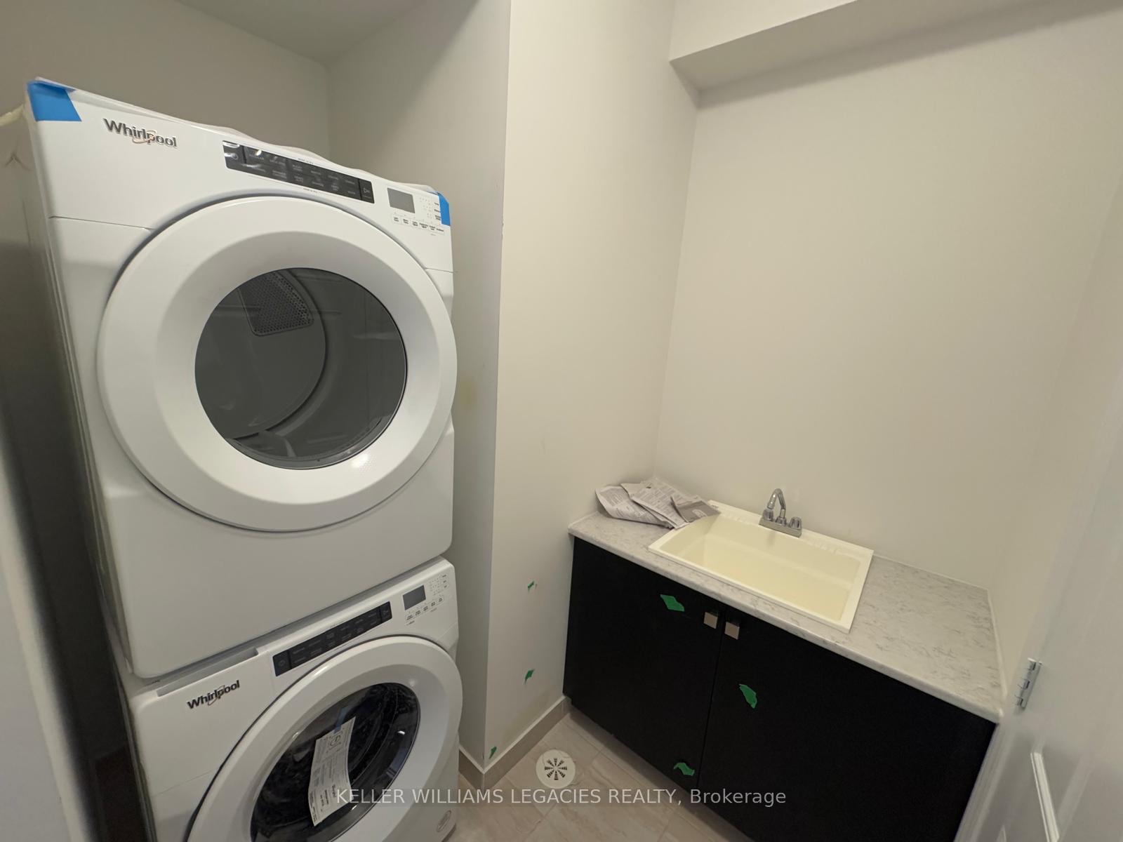Photo 7 of 130 Wascana Road, Vaughan, Elder Mills — HOMEH