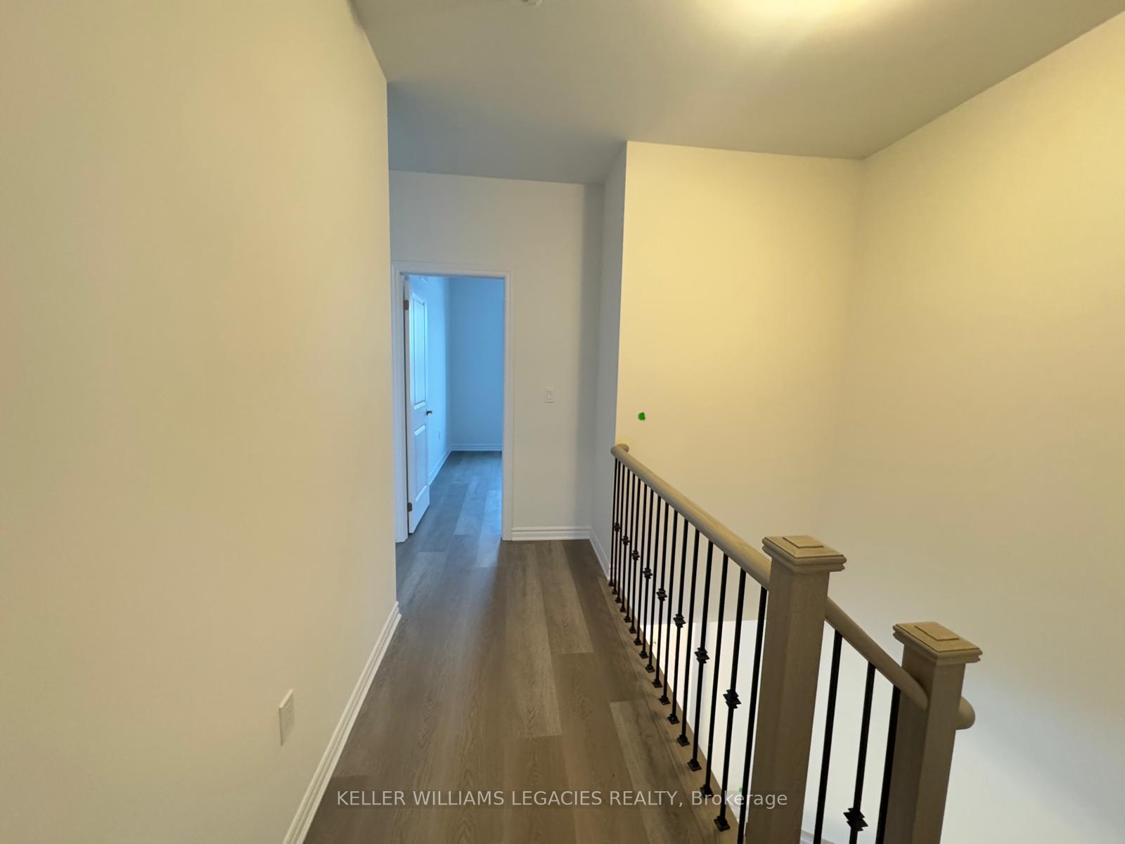 Photo 14 of 130 Wascana Road, Vaughan, Elder Mills — HOMEH