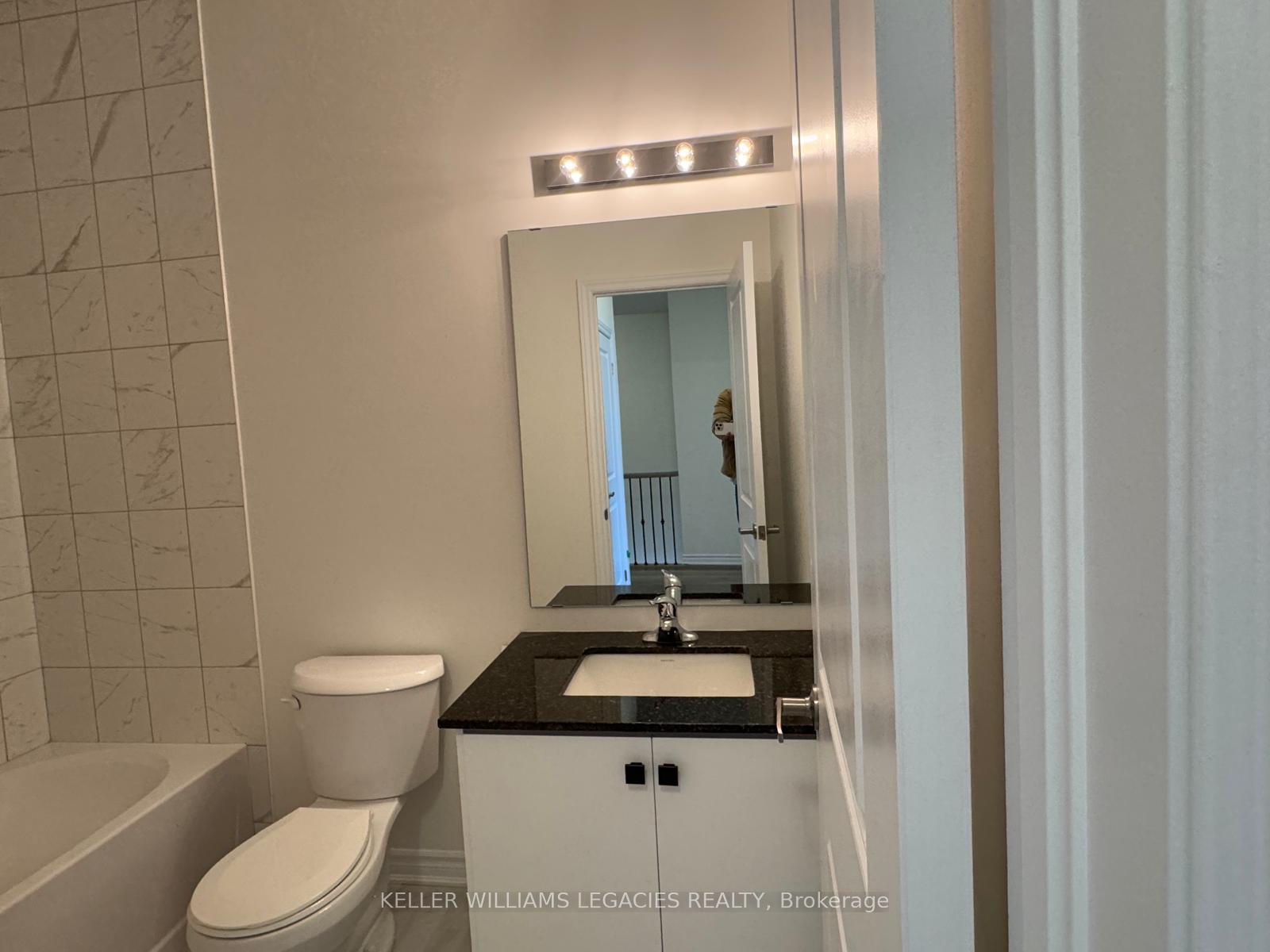 Photo 17 of 130 Wascana Road, Vaughan, Elder Mills — HOMEH