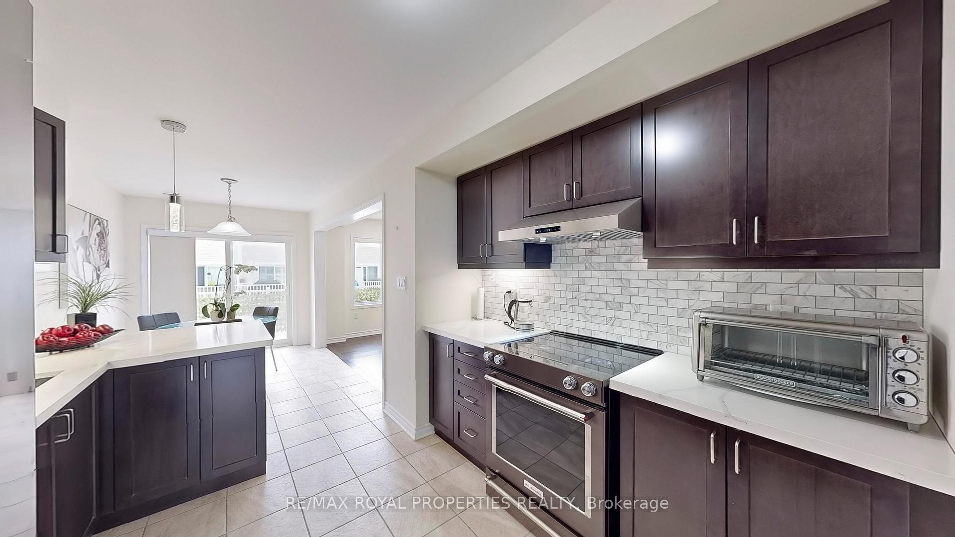 Photo 13 of 2773 Sapphire Drive, Pickering, Rural Pickering — HOMEH