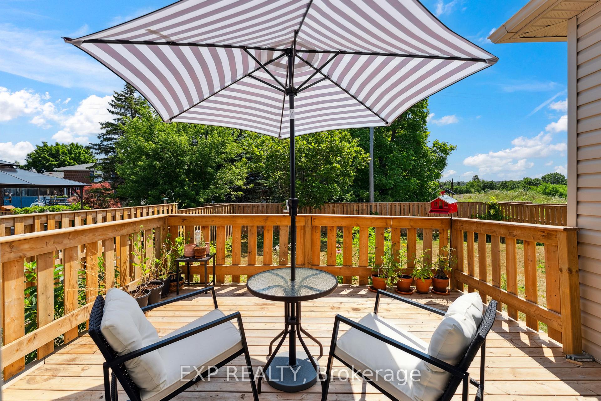 Photo 4 of 47 Allen Street, Prince Edward County, Picton Ward — HOMEH