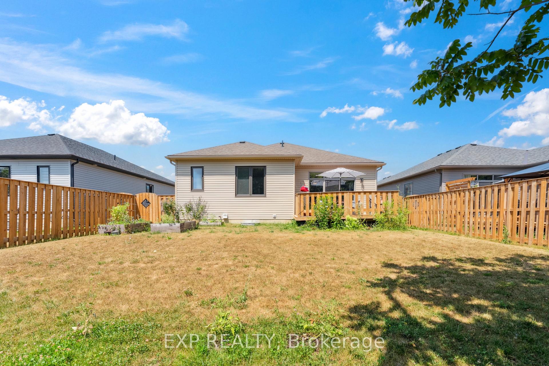 Photo 25 of 47 Allen Street, Prince Edward County, Picton Ward — HOMEH