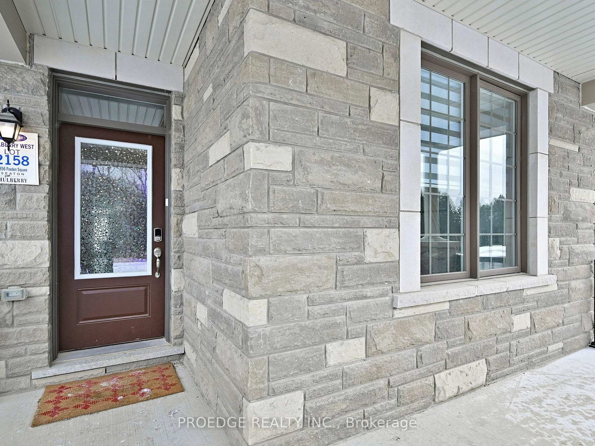 Photo 2 of 2856 Foxden Square, Pickering, Rural Pickering — HOMEH