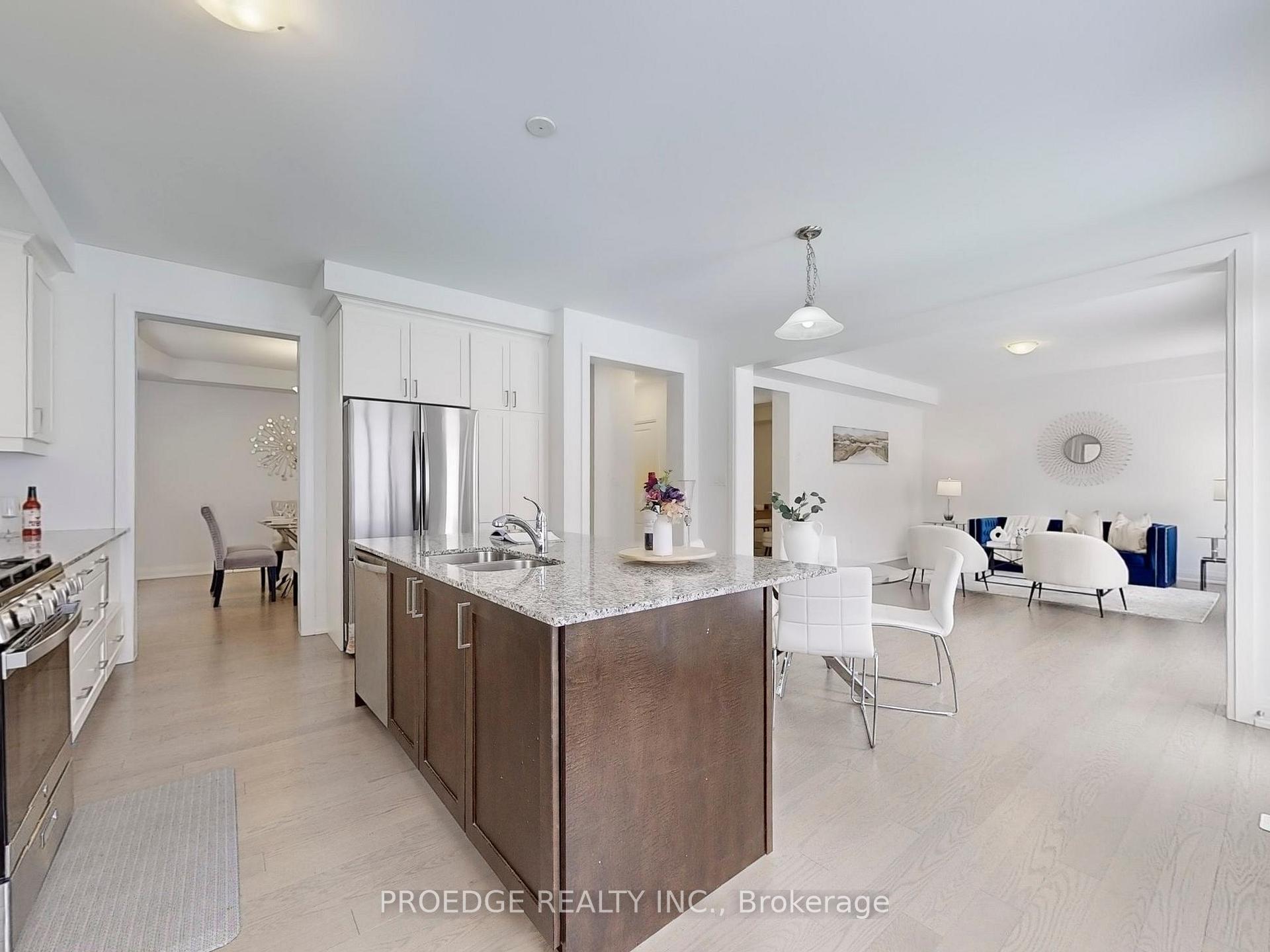 Photo 8 of 2856 Foxden Square, Pickering, Rural Pickering — HOMEH