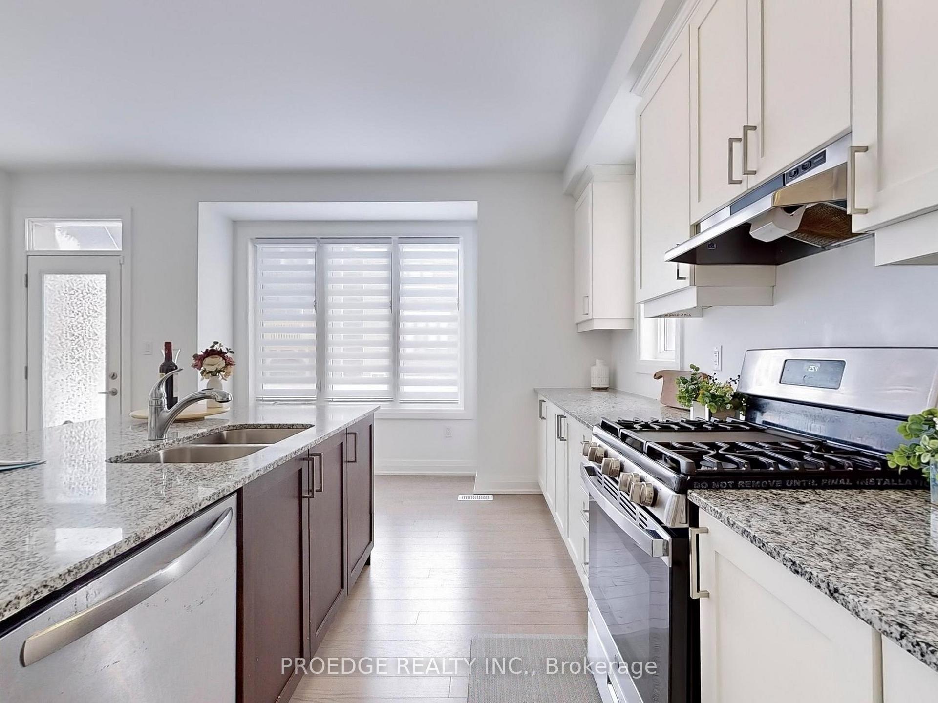 Photo 11 of 2856 Foxden Square, Pickering, Rural Pickering — HOMEH