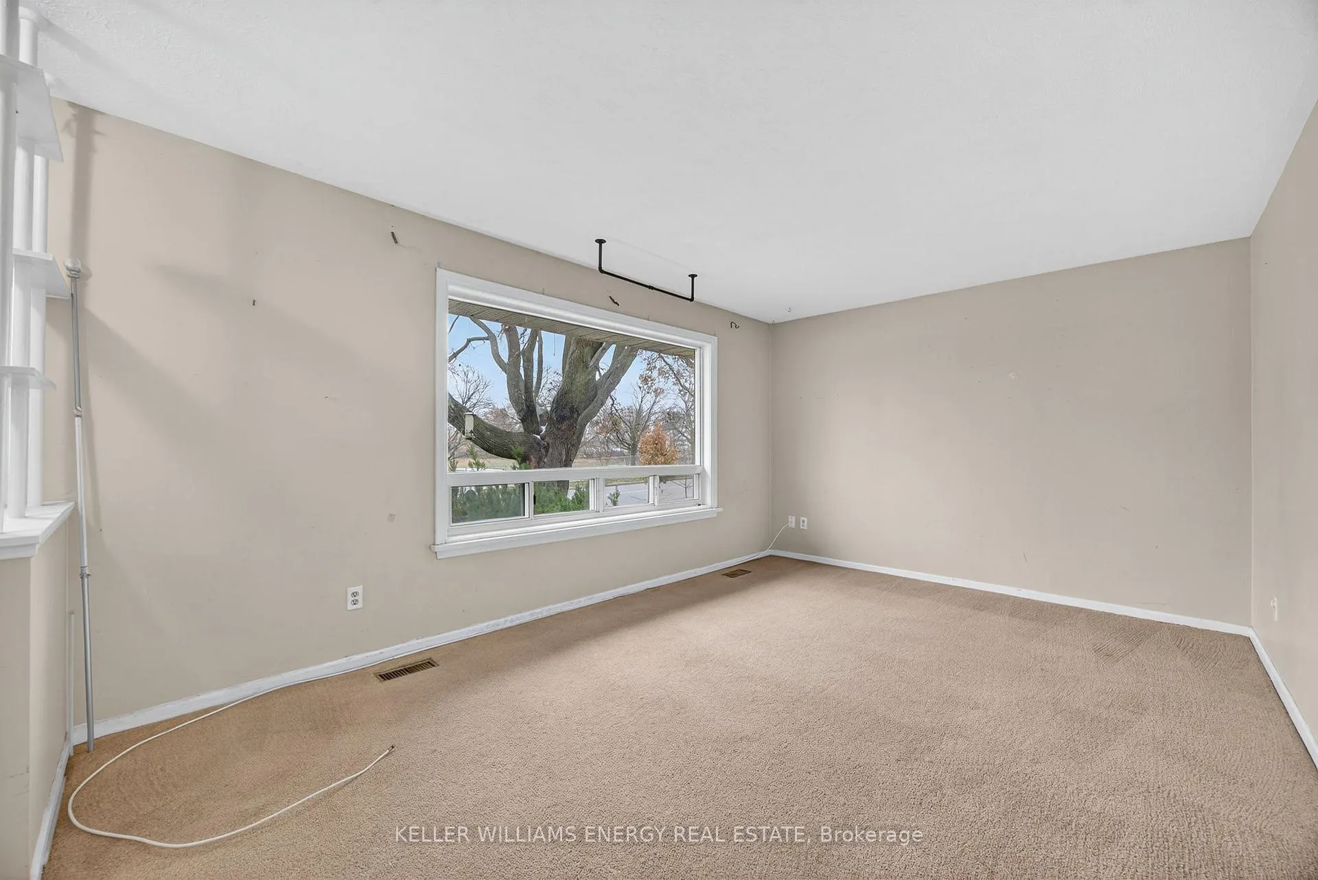 Photo 8 of 76 Rose Street, Barrie, Wellington — HOMEH