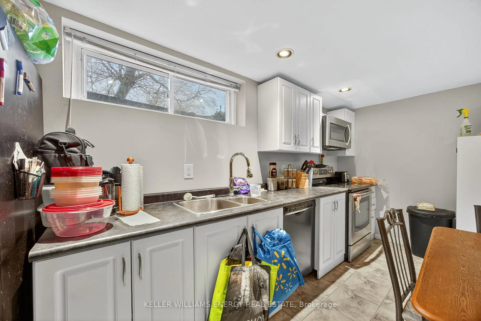 Photo 34 of 76 Rose Street, Barrie, Wellington — HOMEH