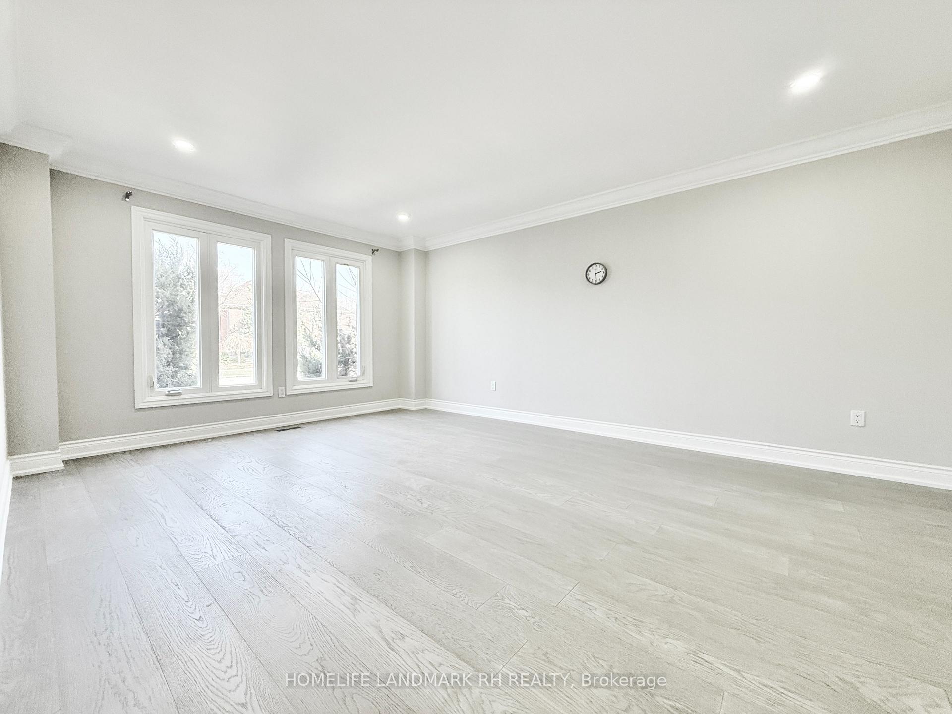 Photo 4 of 138 Strathearn Avenue, Richmond Hill, Bayview Hill — HOMEH
