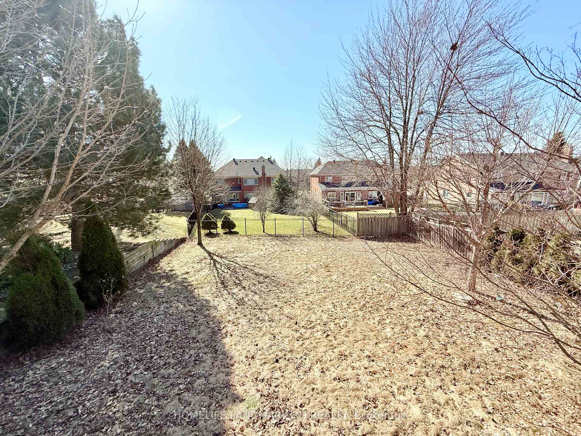 Photo 12 of 138 Strathearn Avenue, Richmond Hill, Bayview Hill — HOMEH